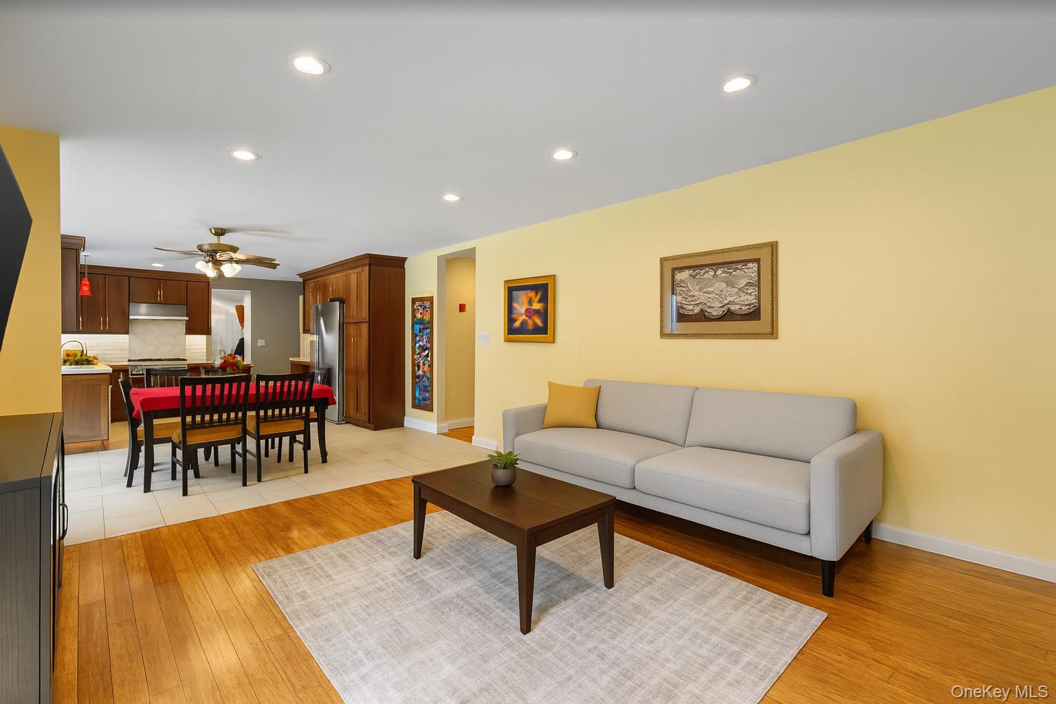 #16 photo, 323 Sycamore Drive, New Windsor , NY 12553