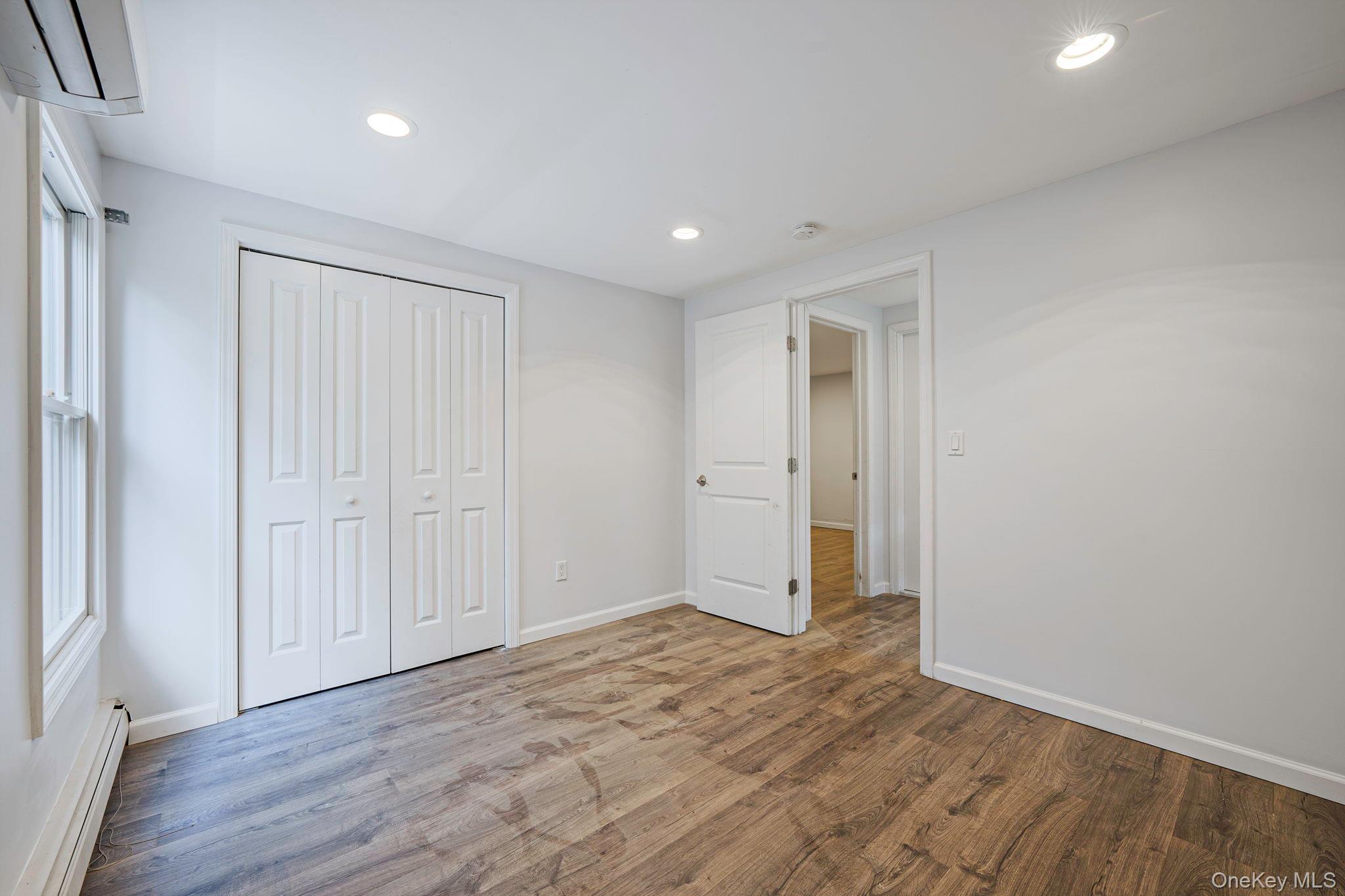 #9 photo, 14 Hawthorne Street, サフォーク郡 Mastic , NY 11950