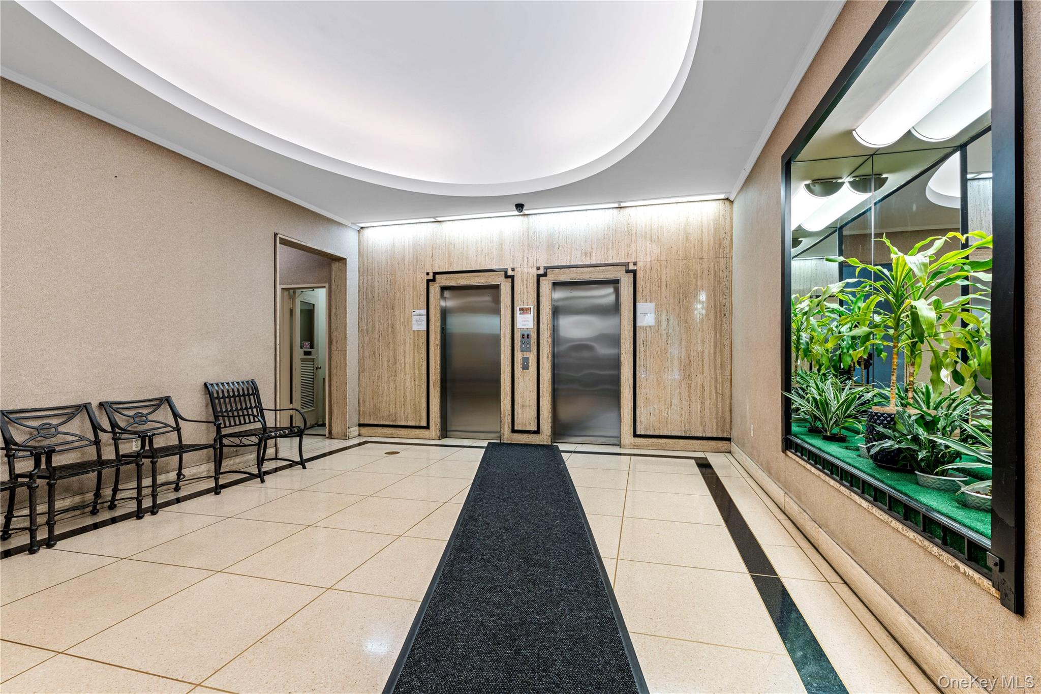 #5 photo, 1020 Grand Concourse, ブロンクス区 Bronx , NY 10451