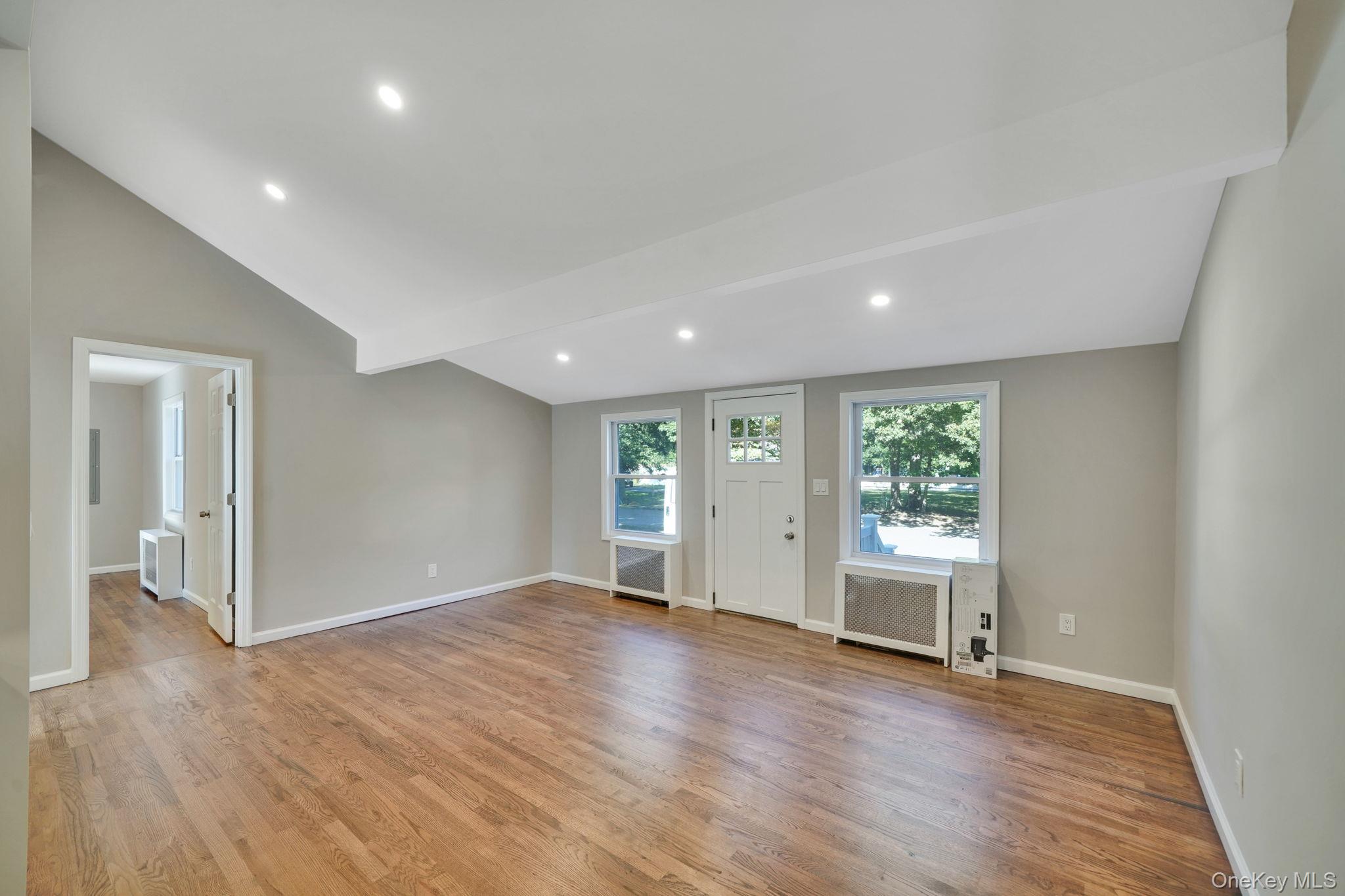 #10 photo, 2 Myrtle Lane, サフォーク郡 Coram , NY 11727