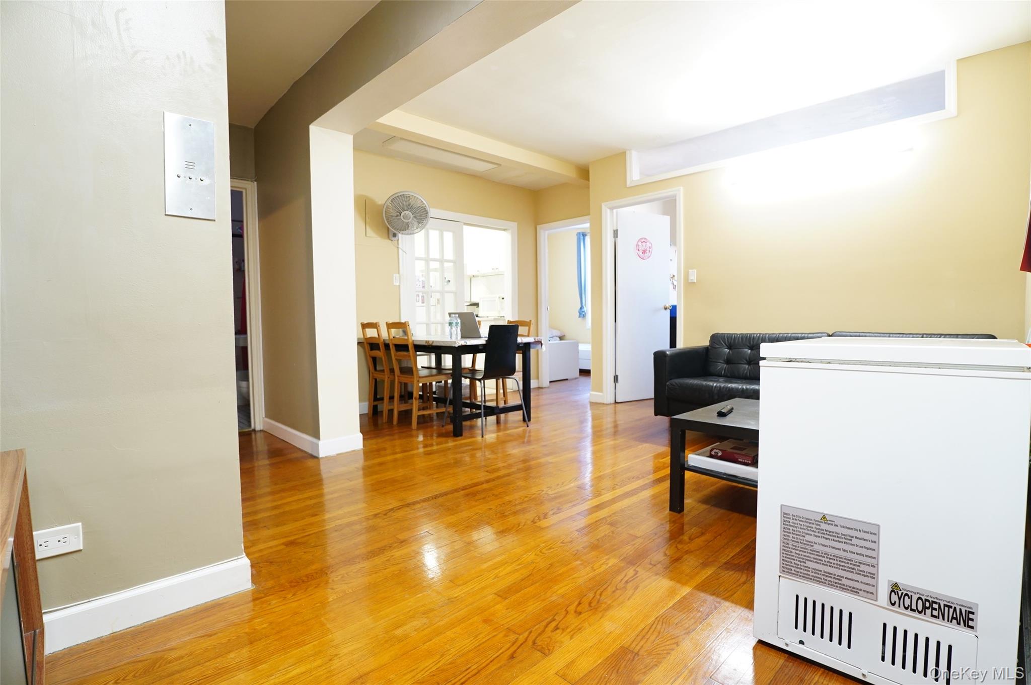 #7 photo, 63-45 Saunders Street, Rego Park , NY 11374