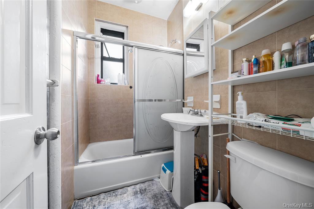 #8 photo, 4333 48th Street, クイーンズ区 Sunnyside , NY 11104