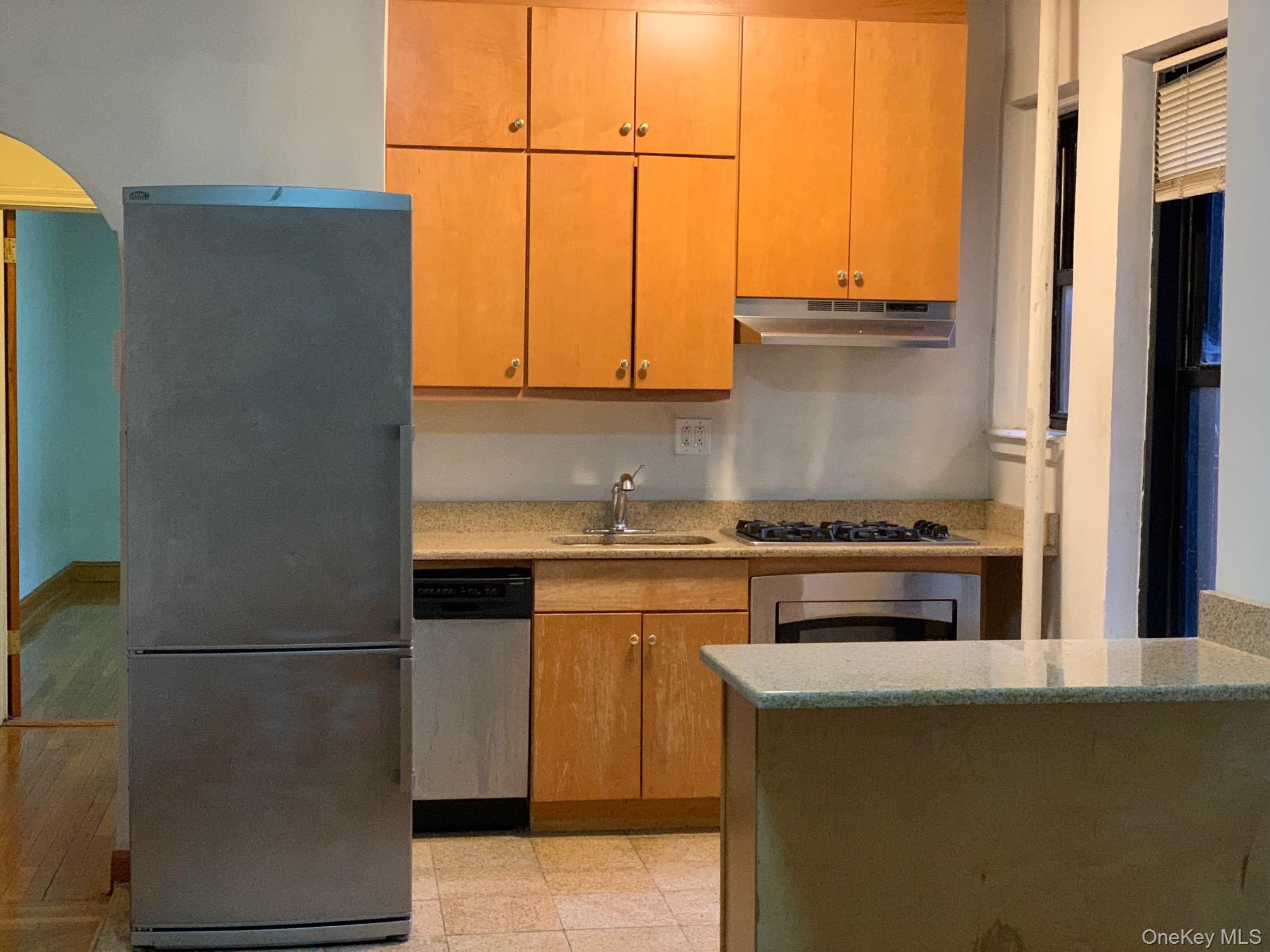 #9 photo, 4333 48th Street, クイーンズ区 Sunnyside , NY 11104