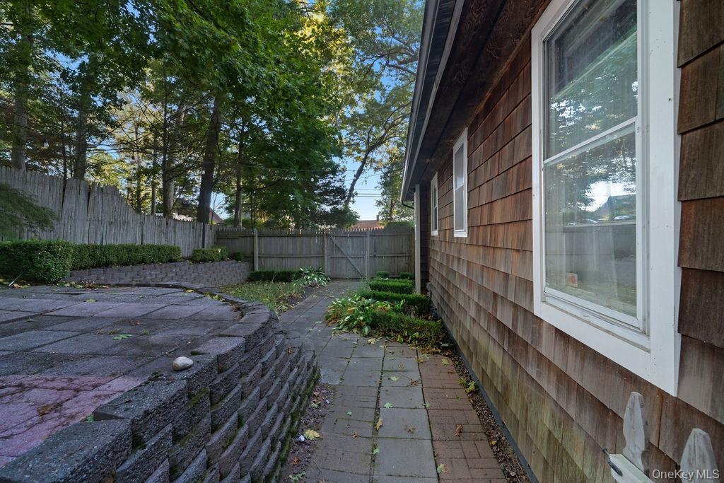 #20 photo, 230 Lakeside Trail, サフォーク郡 Ridge , NY 11961