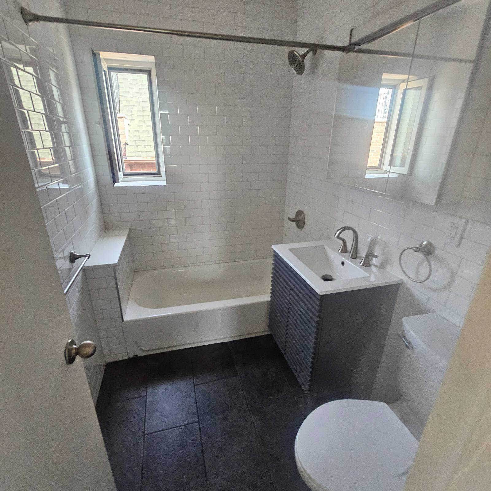 #10 photo, 57-55 79th Street, クイーンズ区 Middle Village , NY 11379