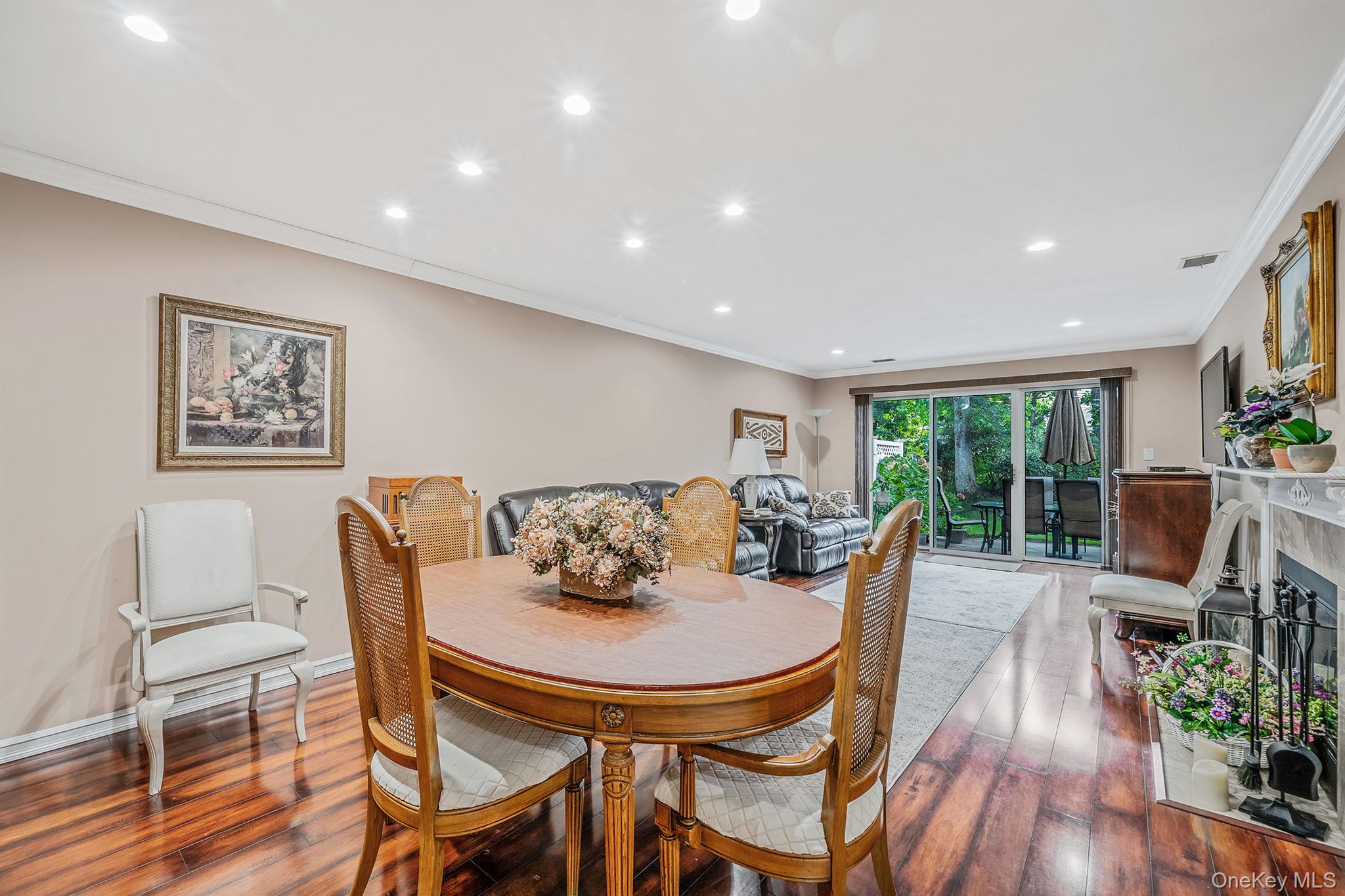 #10 photo, 185 Colony Drive, サフォーク郡 Holbrook , NY 11741