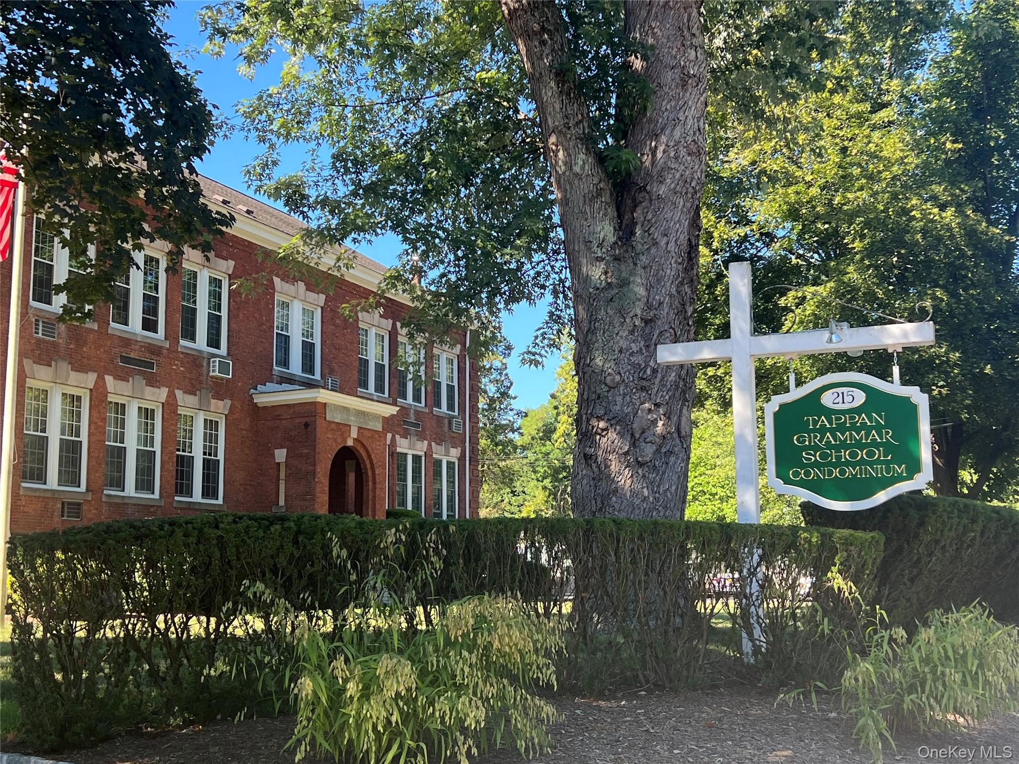 #1 photo, 215 Washington Street, Tappan , NY 10983