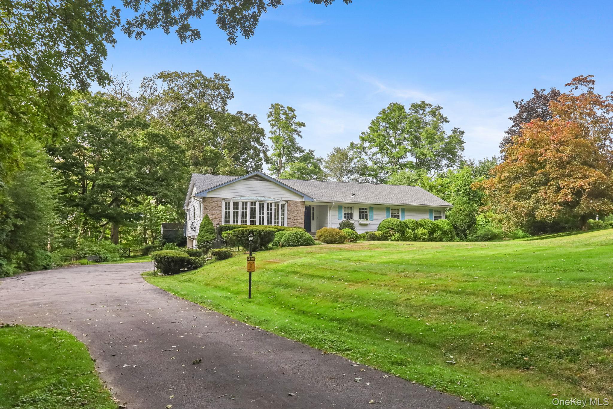 #2 photo, 570 Bedford Road, Mount Kisco , NY 10549