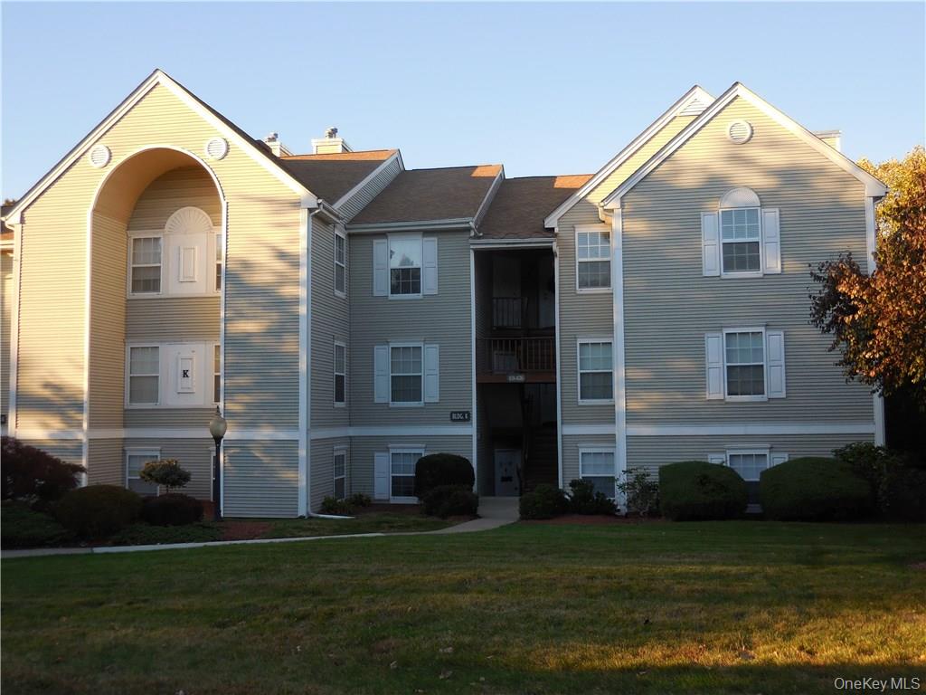 #2 photo, 1123 Washington Green, New Windsor , NY 12553