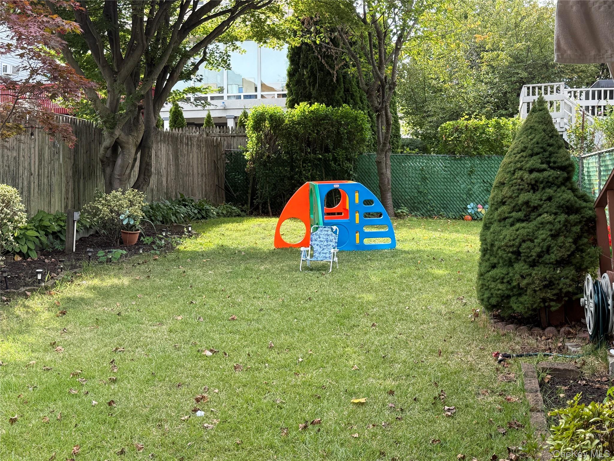 #16 photo, 167/169 Bolmer Avenue, Yonkers , NY 10703