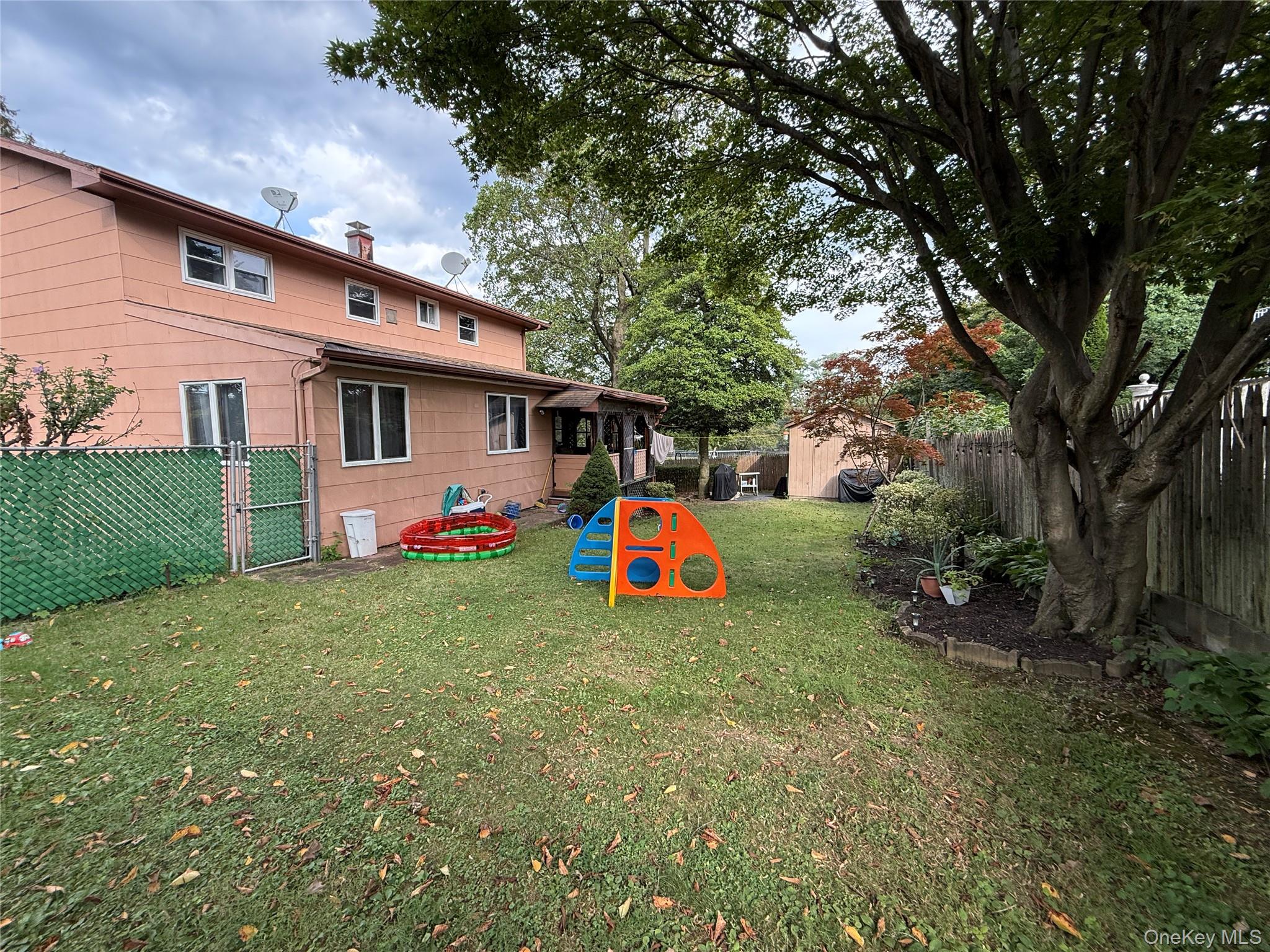 #19 photo, 167/169 Bolmer Avenue, Yonkers , NY 10703