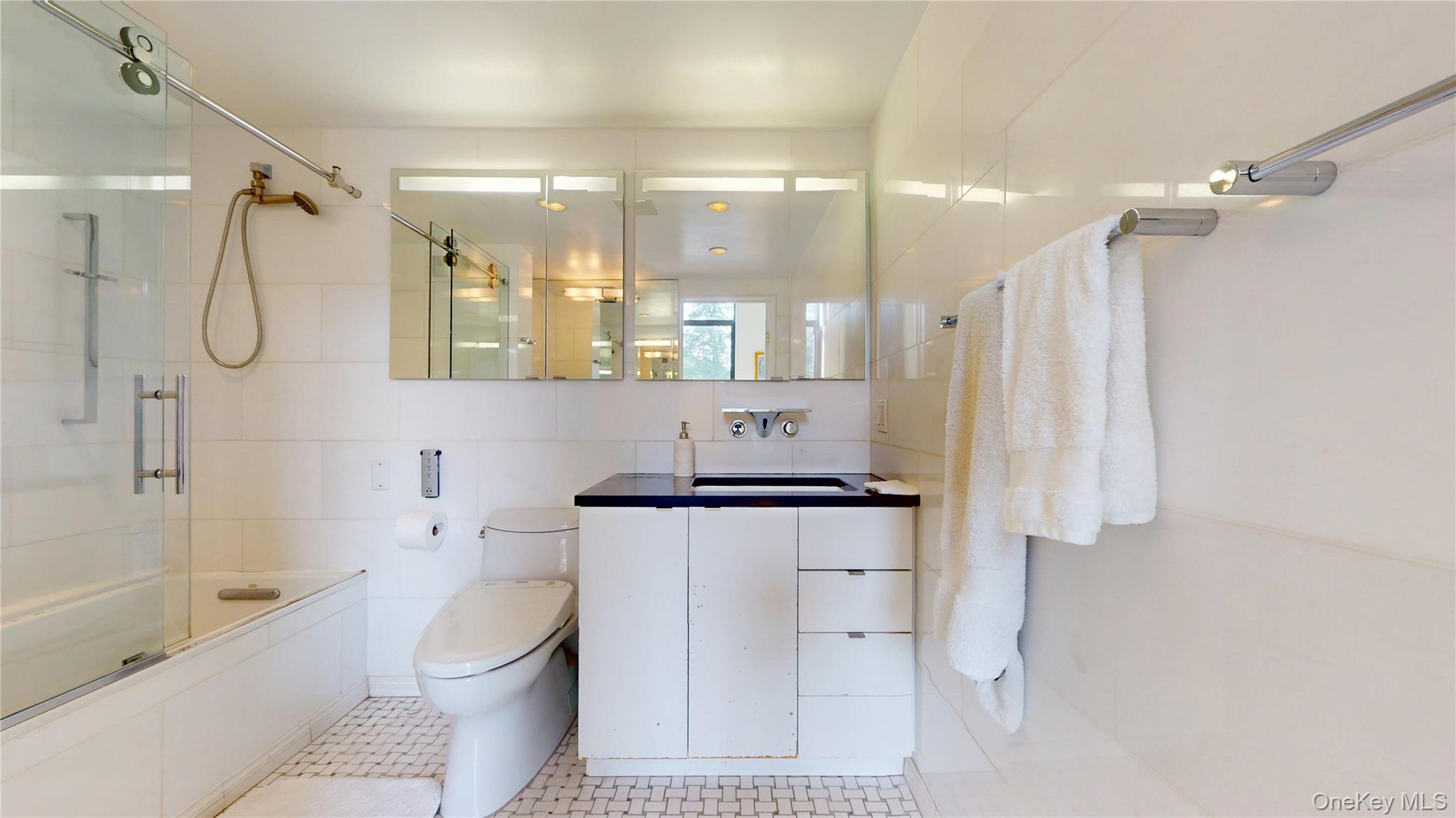 #13 photo, 1255 Fifth Ave., マンハッタン New York (Manhattan) , NY 10029