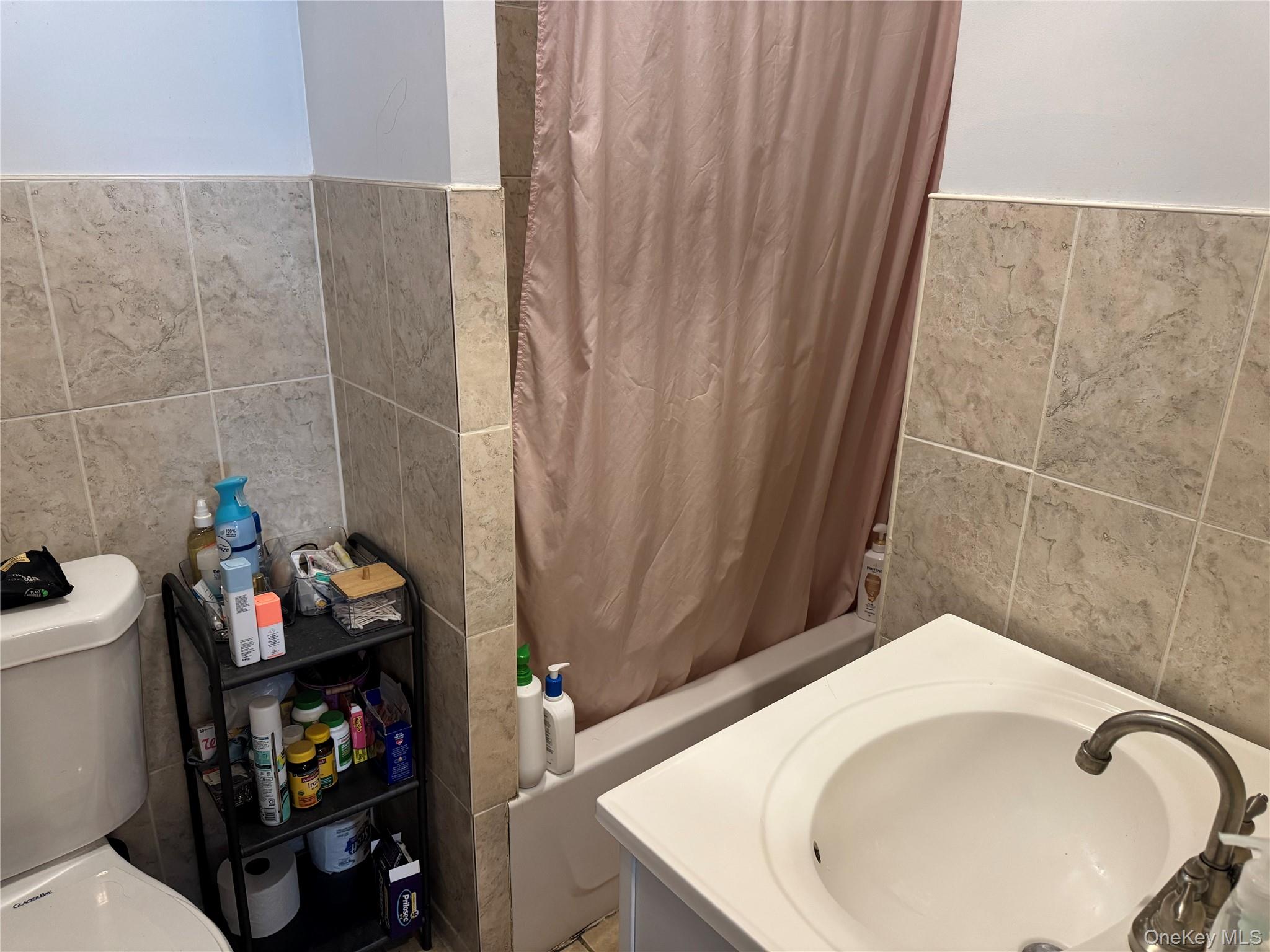 #17 photo, 30-20 43rd Street, クイーンズ区 Astoria , NY 11103