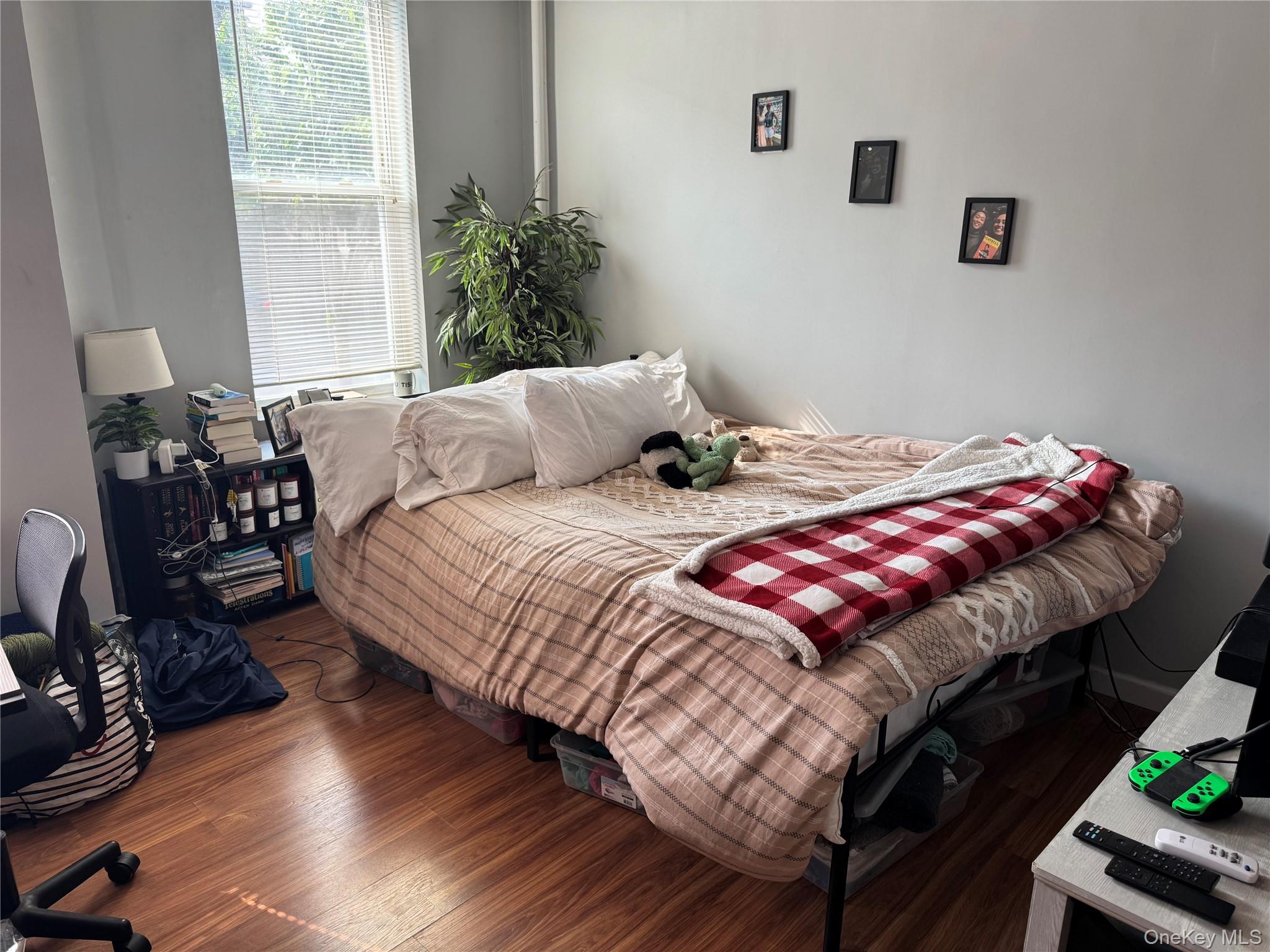 #18 photo, 30-20 43rd Street, クイーンズ区 Astoria , NY 11103