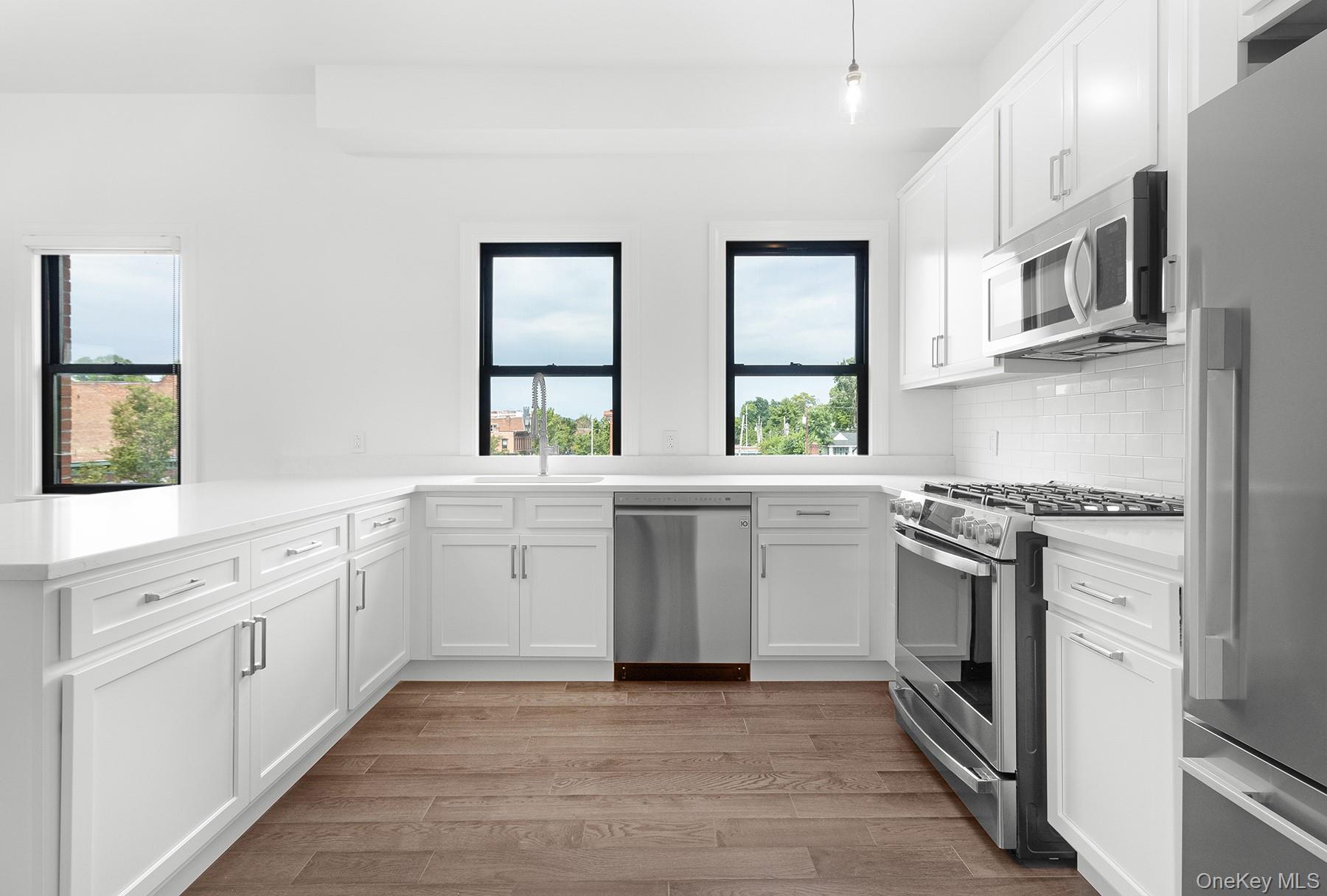 #1 photo, 206-208 Main Street, Beacon , NY 12508