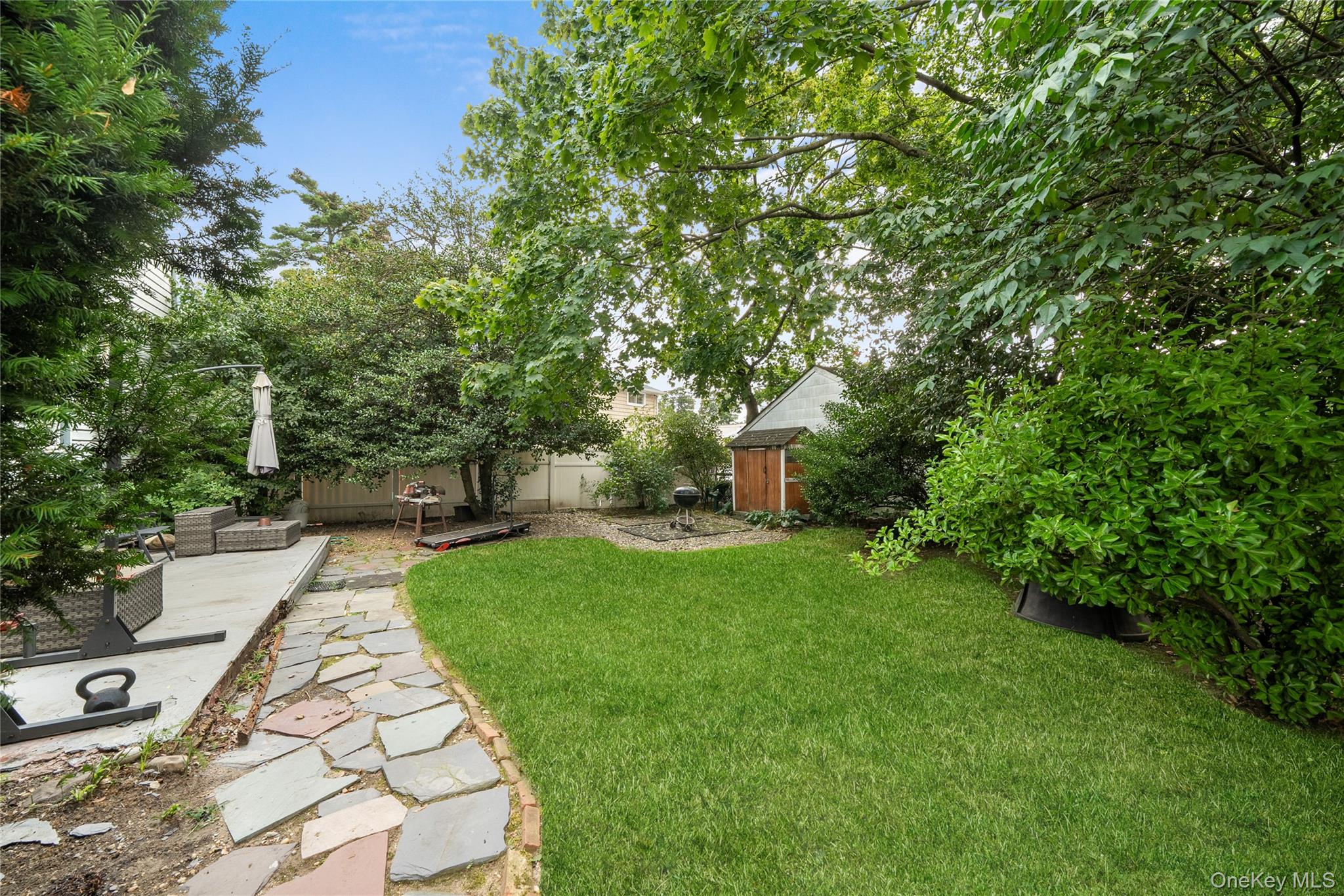 #18 photo, 604 Dartmouth Street, ナッソー郡 Westbury , NY 11590