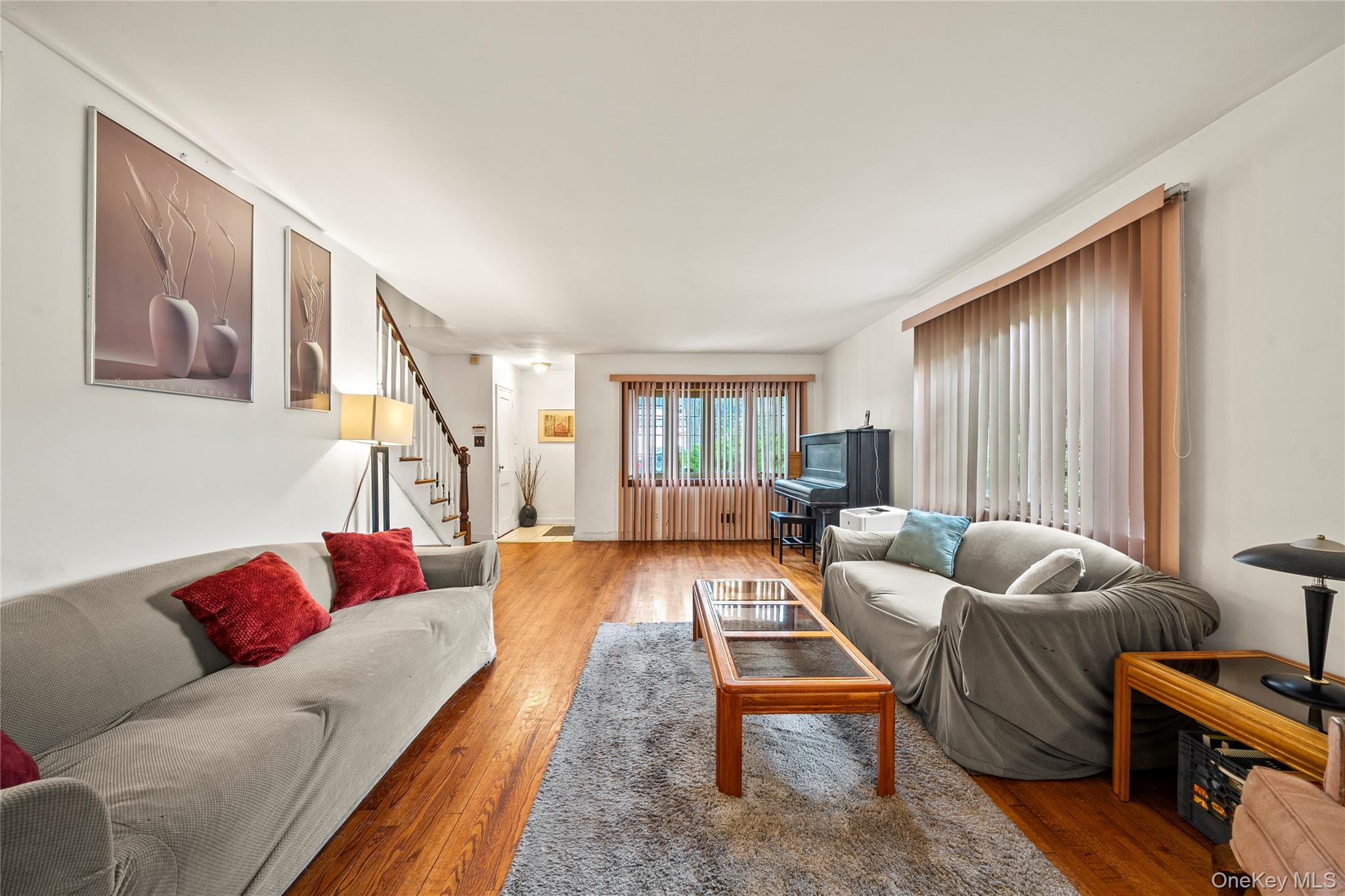 #5 photo, 604 Dartmouth Street, ナッソー郡 Westbury , NY 11590