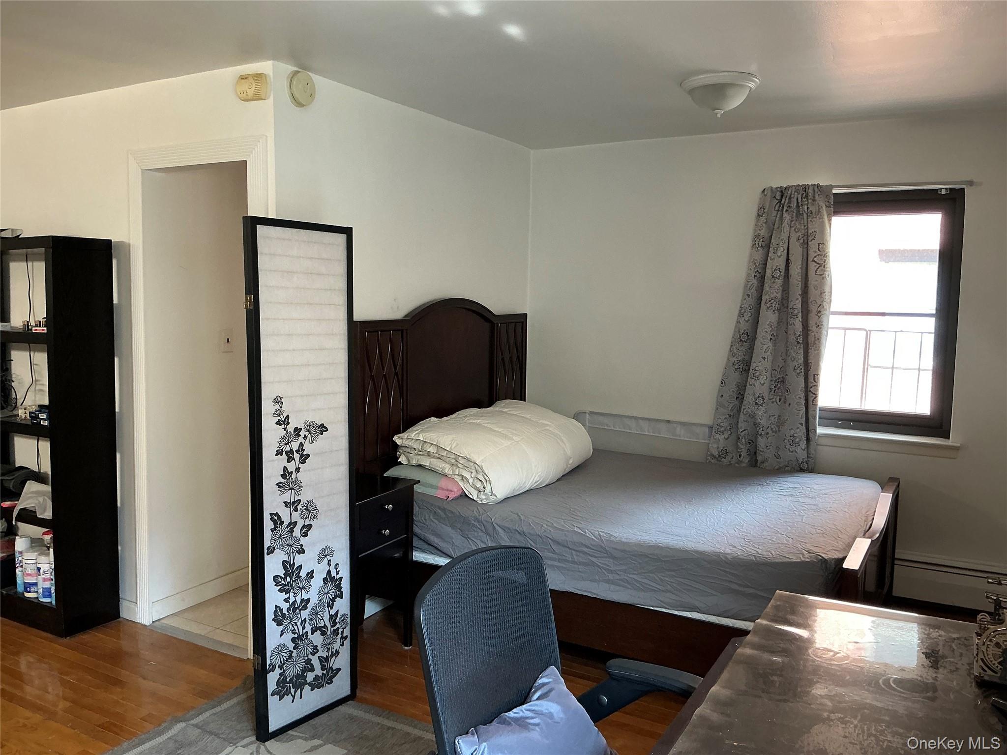 #14 photo, 99-11 60 Ave, Corona , NY 11368