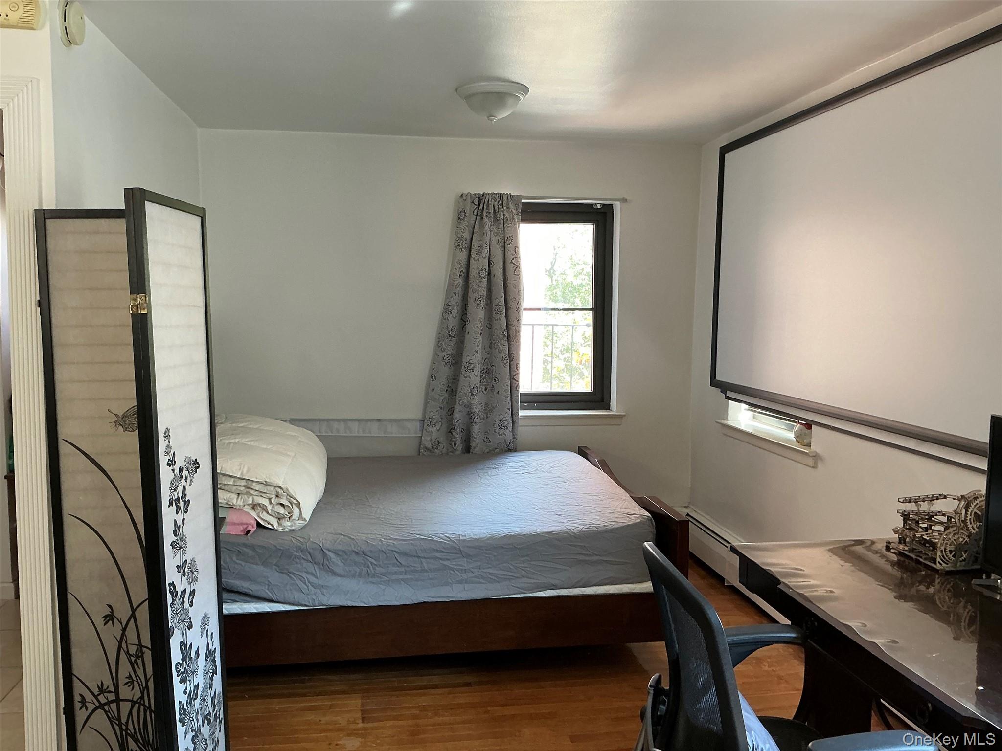 #4 photo, 99-11 60 Ave, Corona , NY 11368