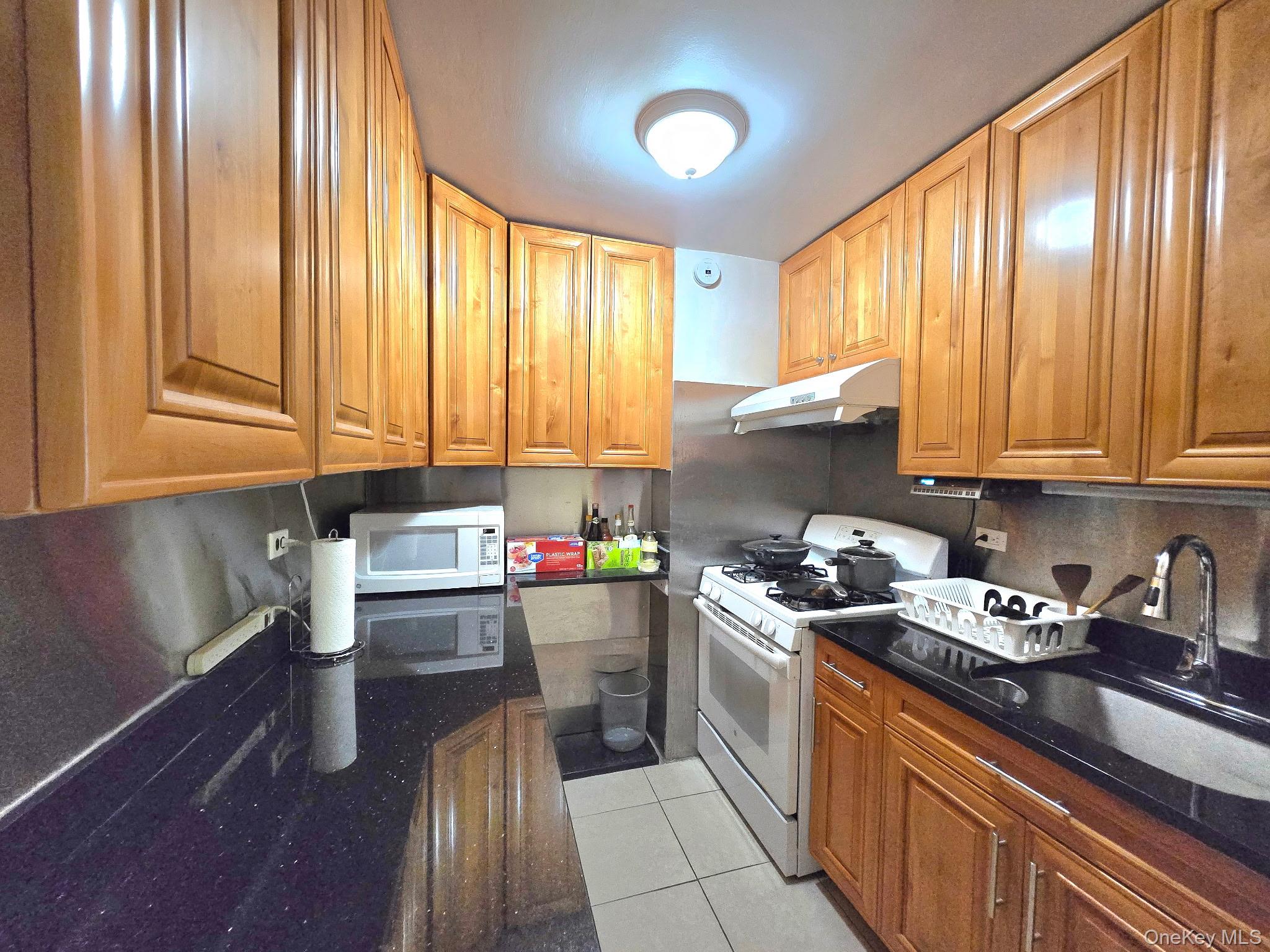 #9 photo, 99-11 60 Ave, Corona , NY 11368