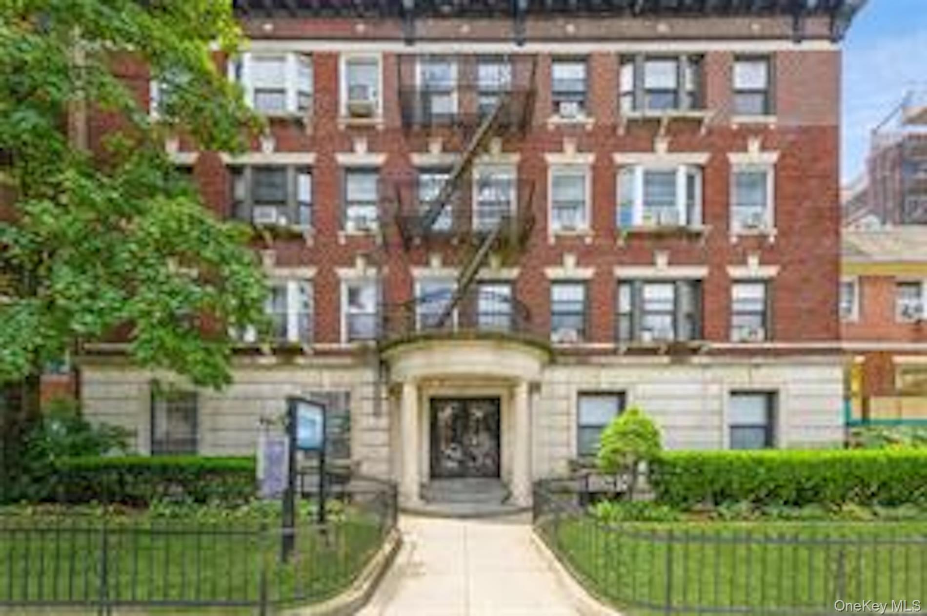 #1 photo, 42-14 Union, クイーンズ区 Flushing , NY 11355