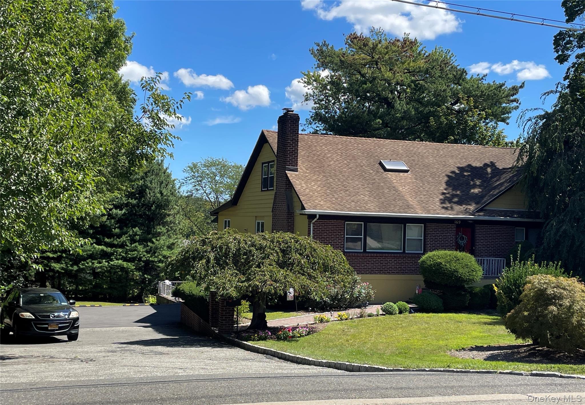 #1 photo, 169 Old Mamaroneck Road, White Plains , NY 10605