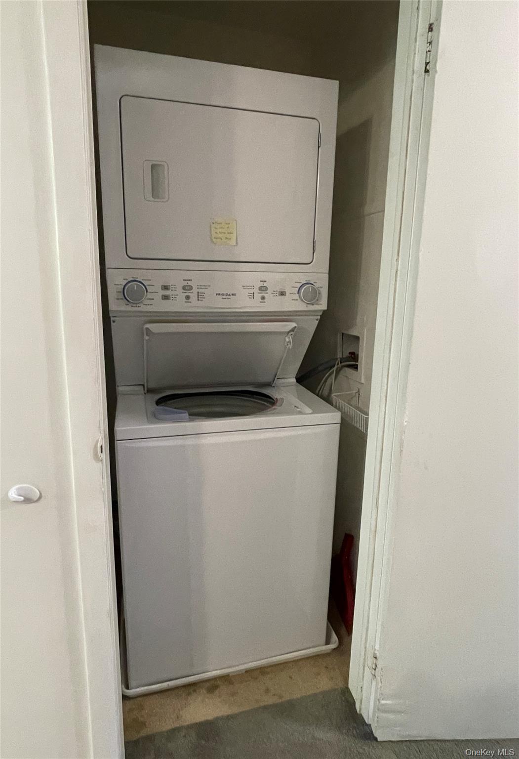 #14 photo, 169 Old Mamaroneck Road, White Plains , NY 10605