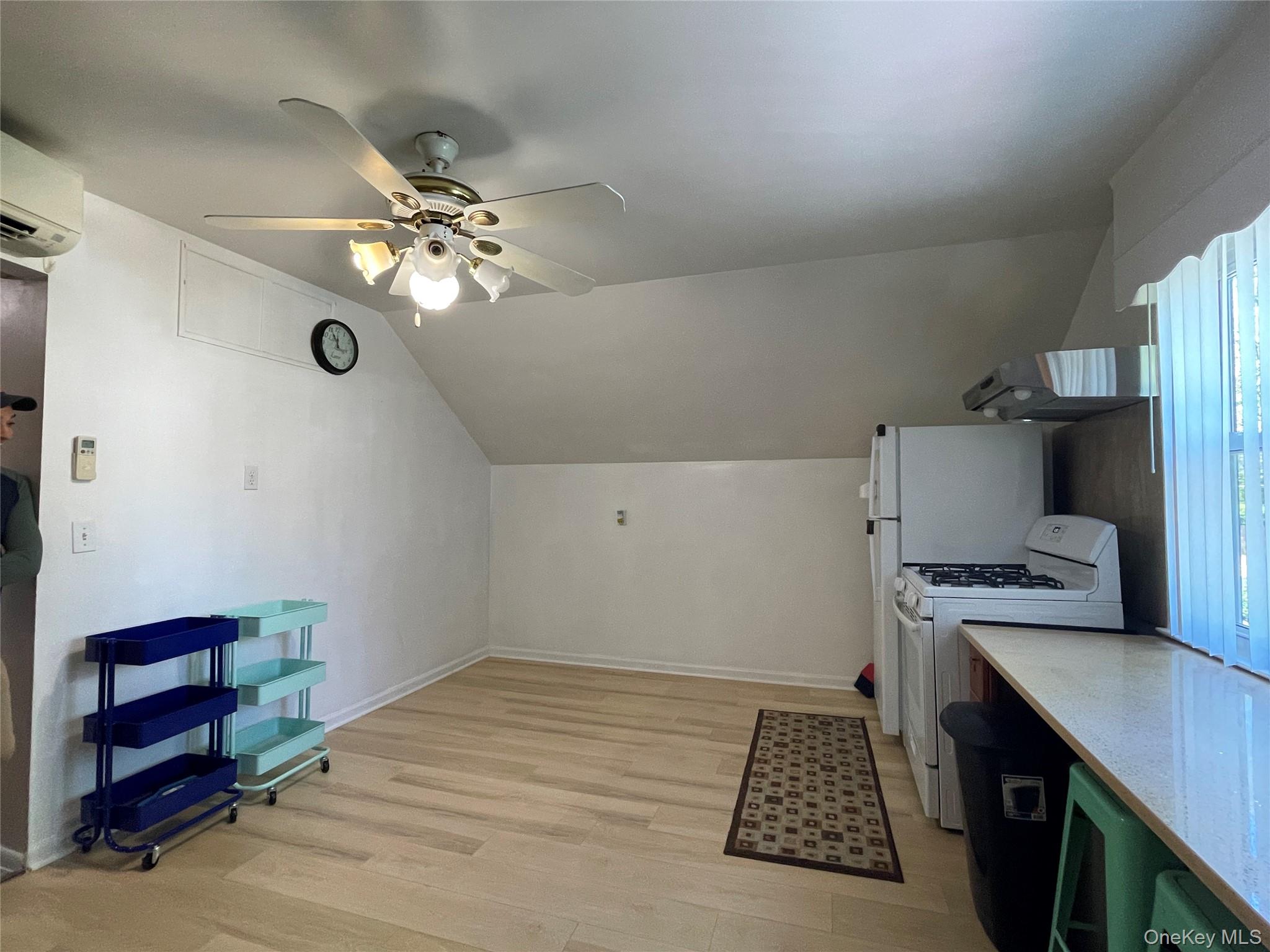 #6 photo, 169 Old Mamaroneck Road, White Plains , NY 10605