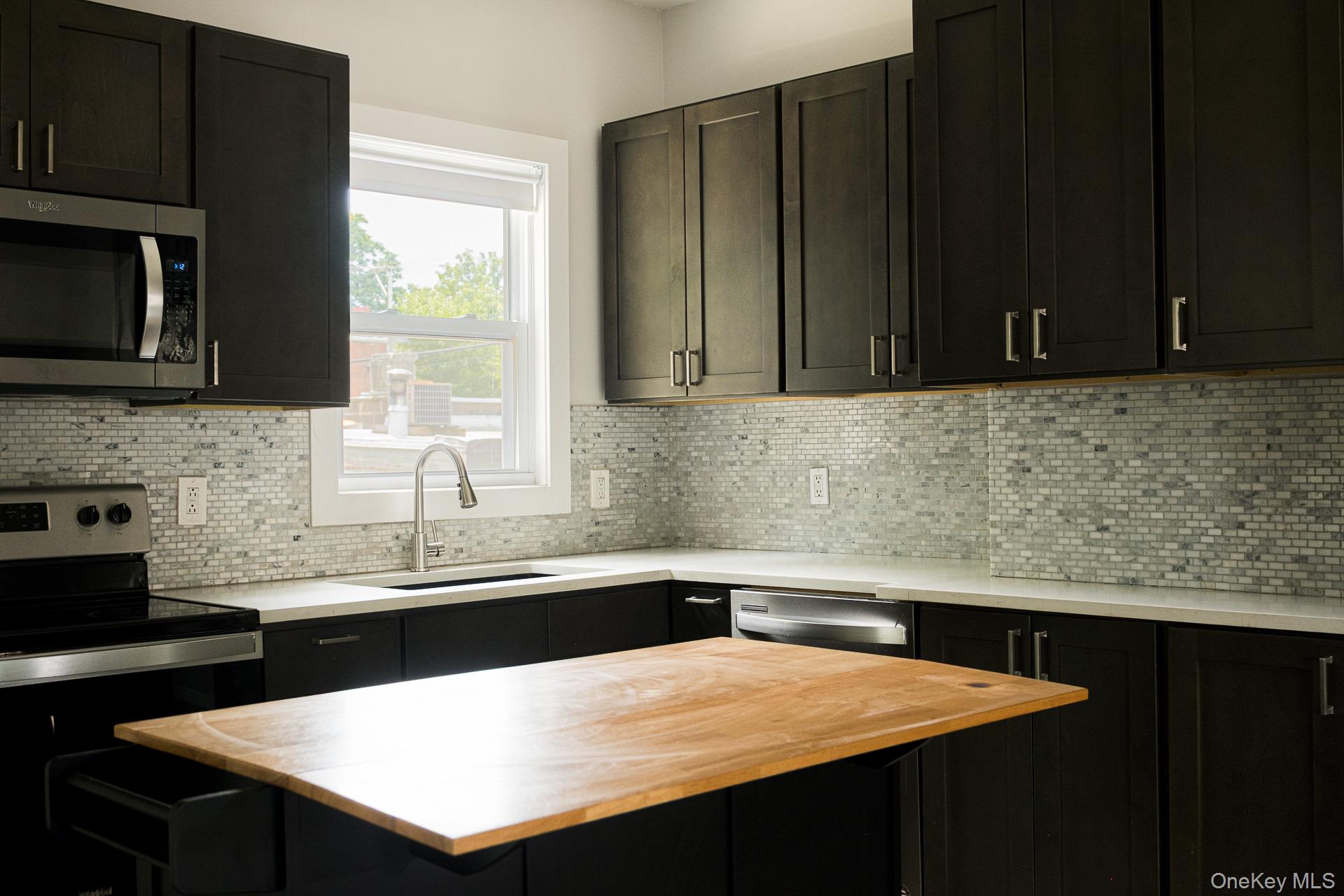 #8 photo, 65 Carson Avenue, Newburgh , NY 12550