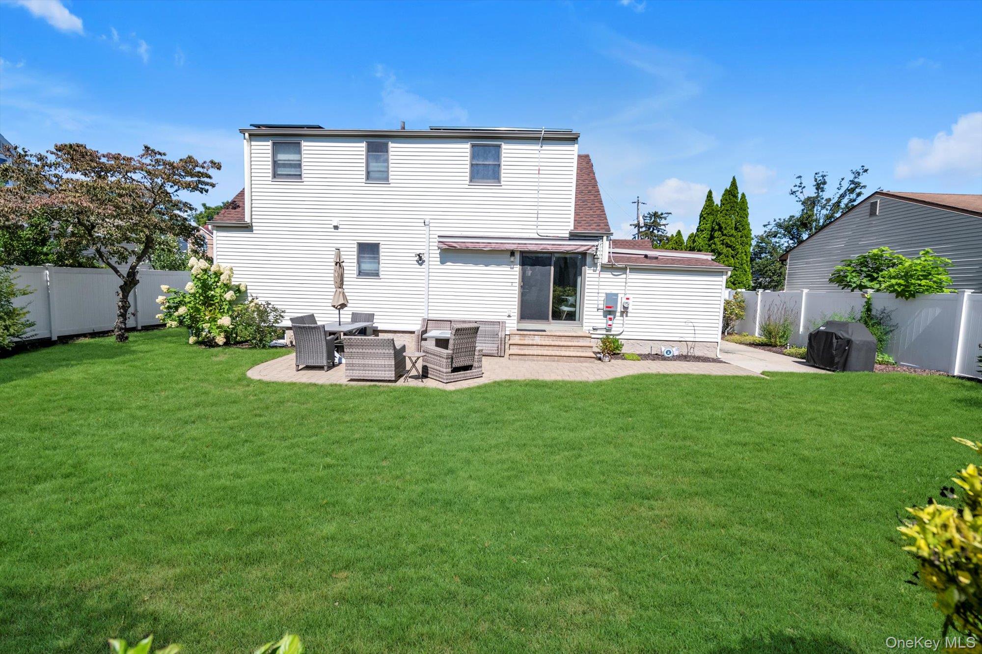 #19 photo, 20 Hazel Avenue, ナッソー郡 Farmingdale , NY 11735