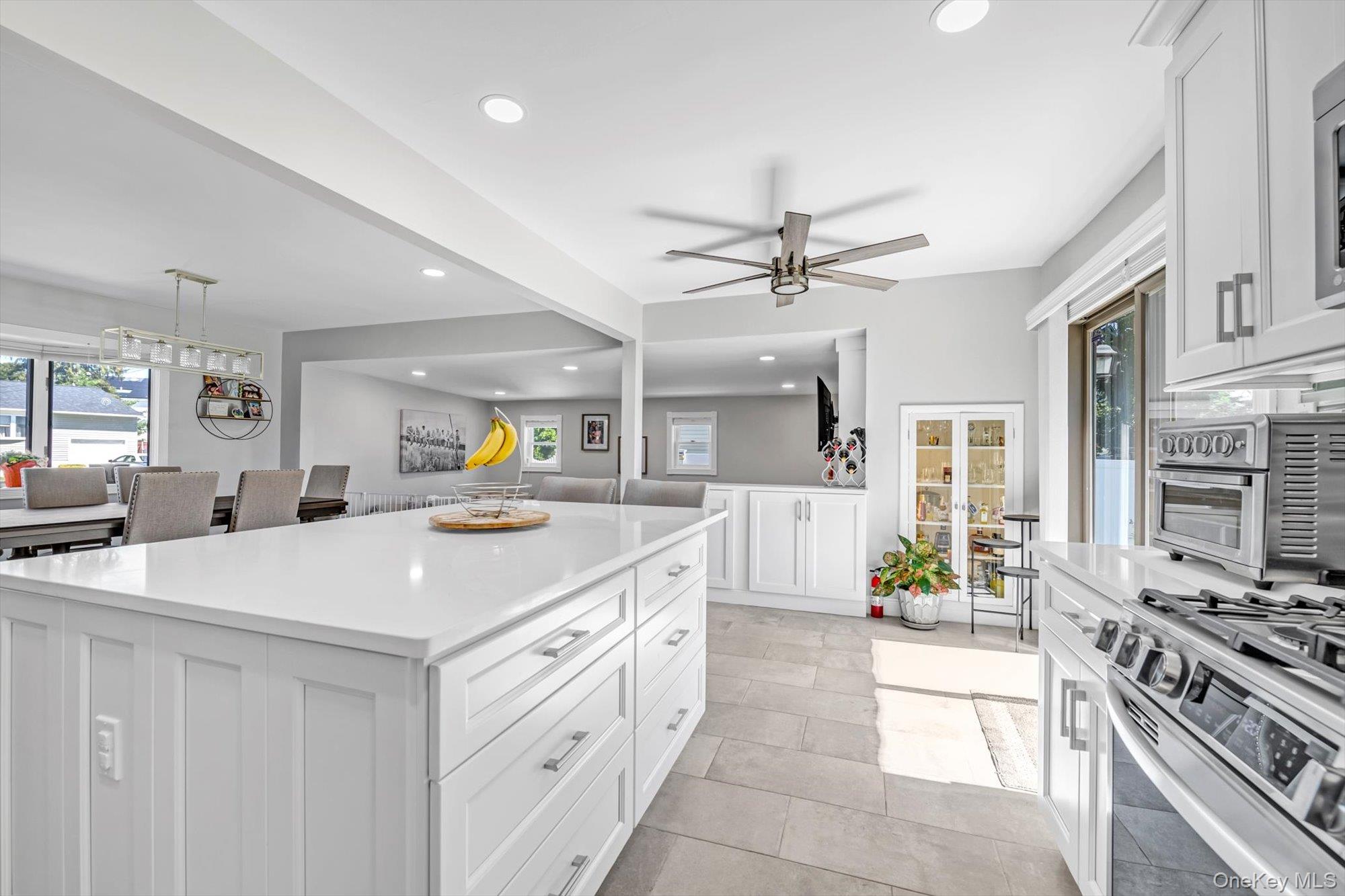 #5 photo, 20 Hazel Avenue, ナッソー郡 Farmingdale , NY 11735