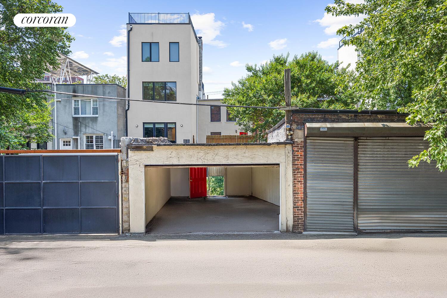 #13 photo, 96 PIONEER Street, ブルックリン区 Red Hook , NY 11231