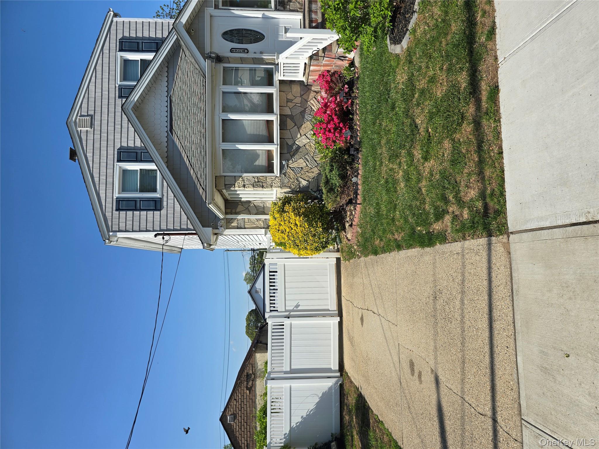 #16 photo, 492a Cornell Avenue, Rockville Centre , NY 11570