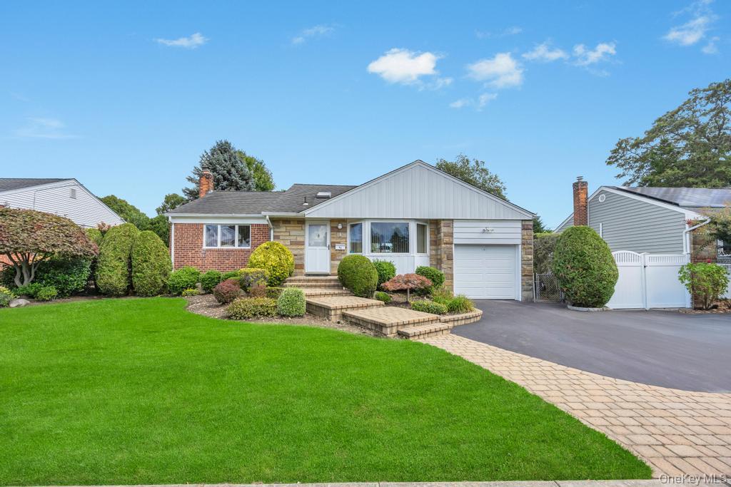 #2 photo, 44 Kathleen Drive, ナッソー郡 Syosset , NY 11791