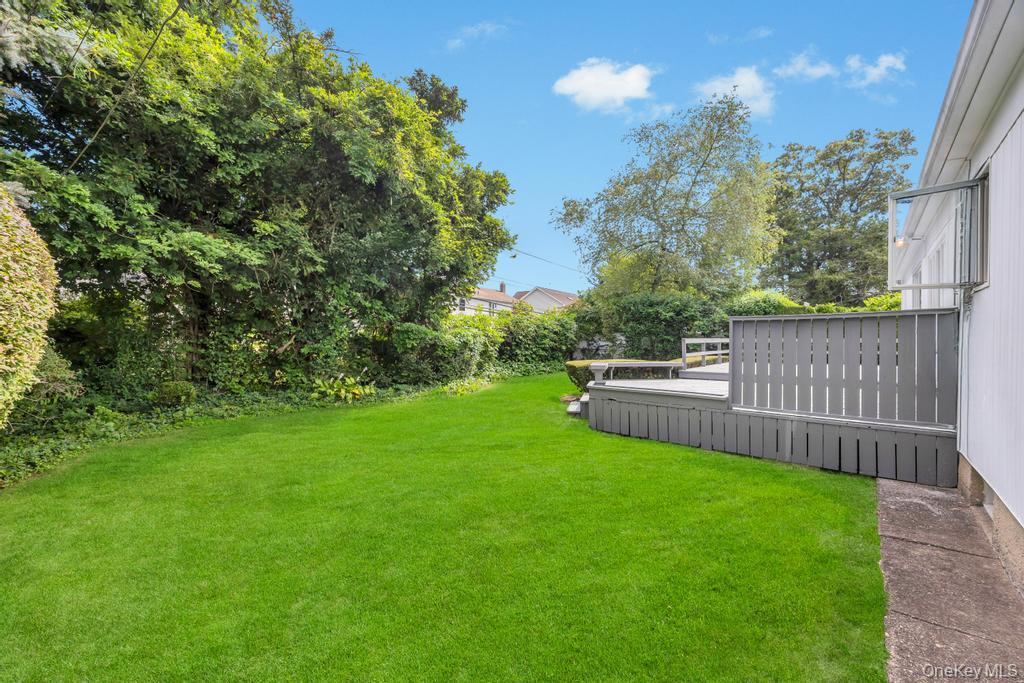 #6 photo, 44 Kathleen Drive, ナッソー郡 Syosset , NY 11791