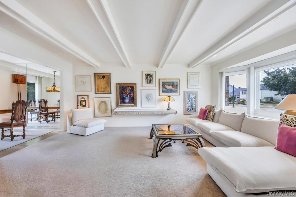 #9 photo, 44 Kathleen Drive, ナッソー郡 Syosset , NY 11791