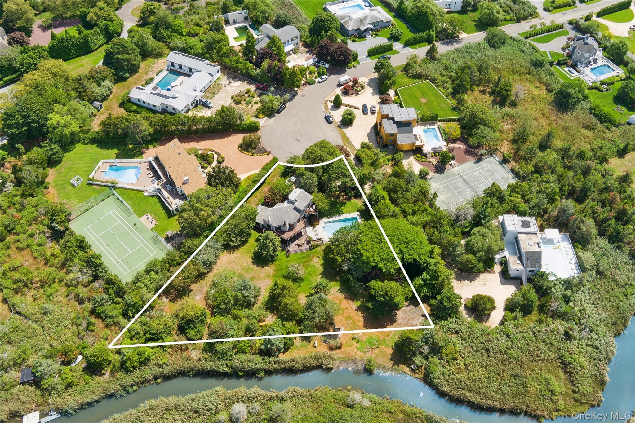 #17 photo, 29 Stillwaters Lane, サフォーク郡 Westhampton Beach , NY 11978