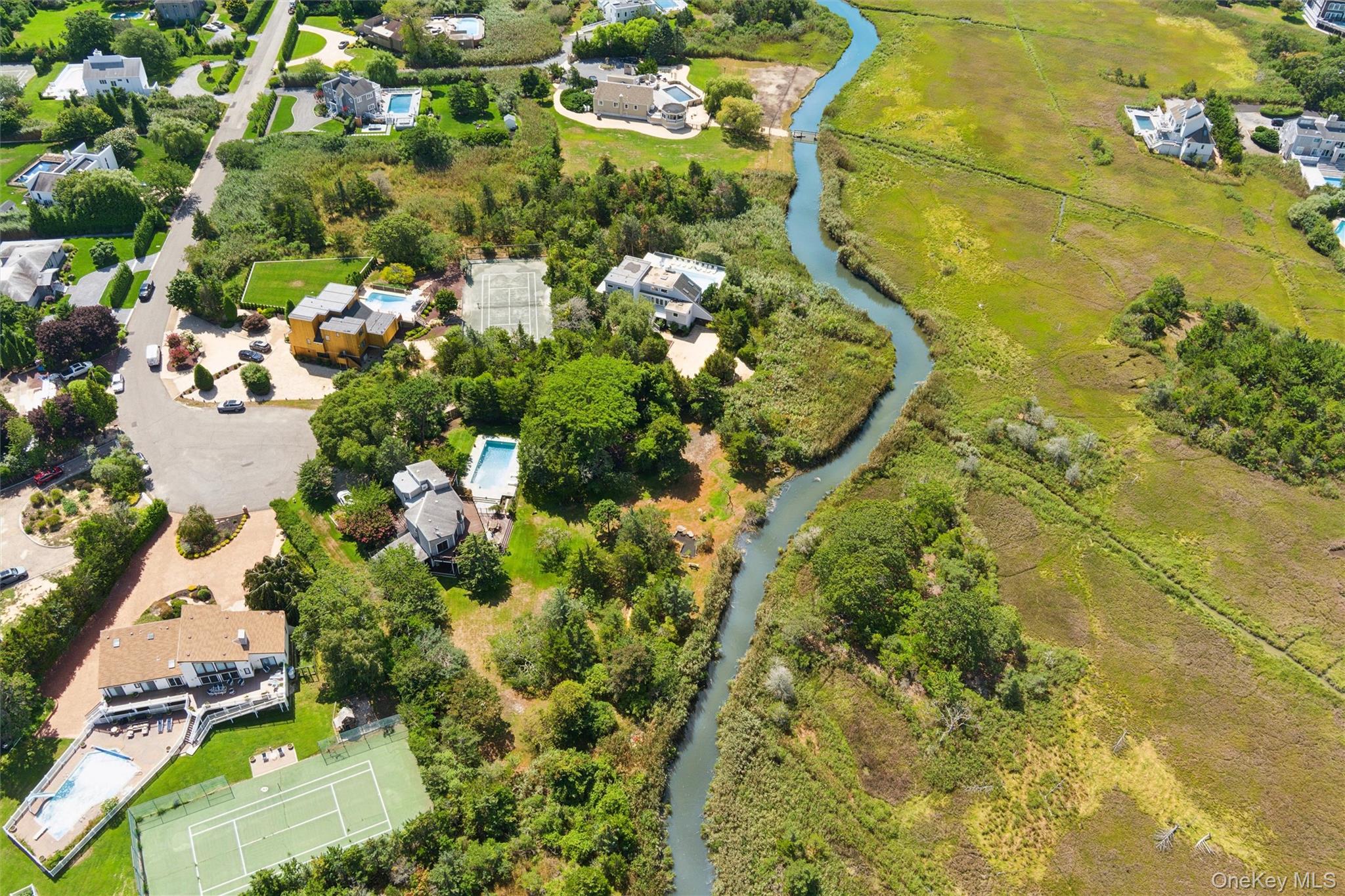 #18 photo, 29 Stillwaters Lane, サフォーク郡 Westhampton Beach , NY 11978