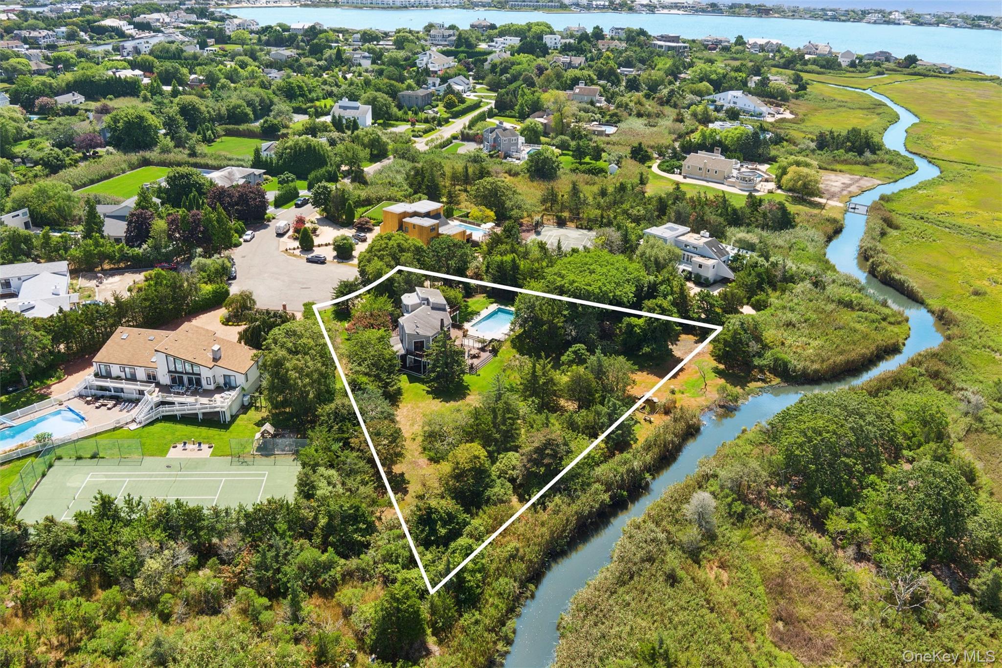 #19 photo, 29 Stillwaters Lane, サフォーク郡 Westhampton Beach , NY 11978