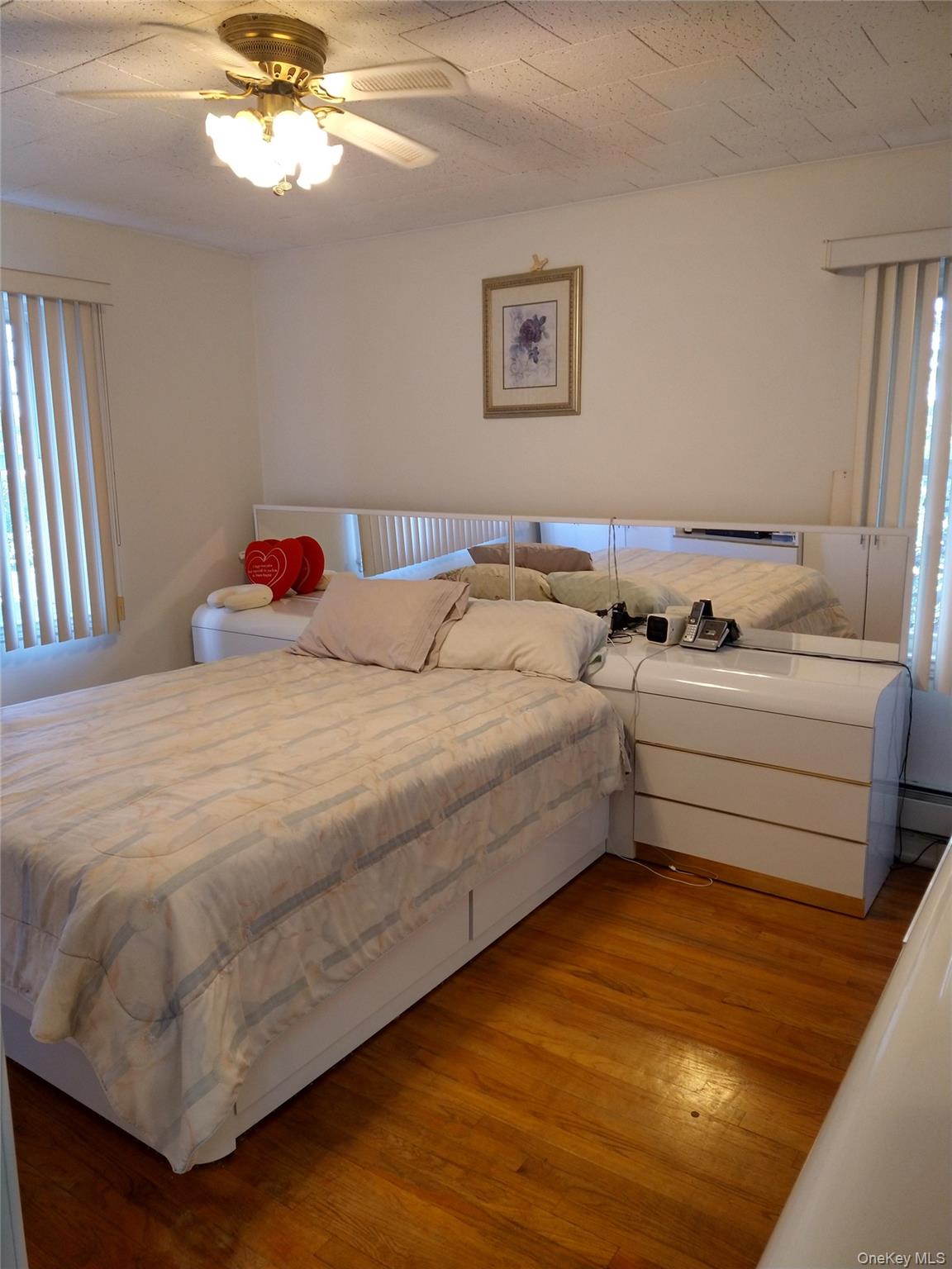 #10 photo, 20520 33rd Avenue, クイーンズ区 Bayside , NY 11361