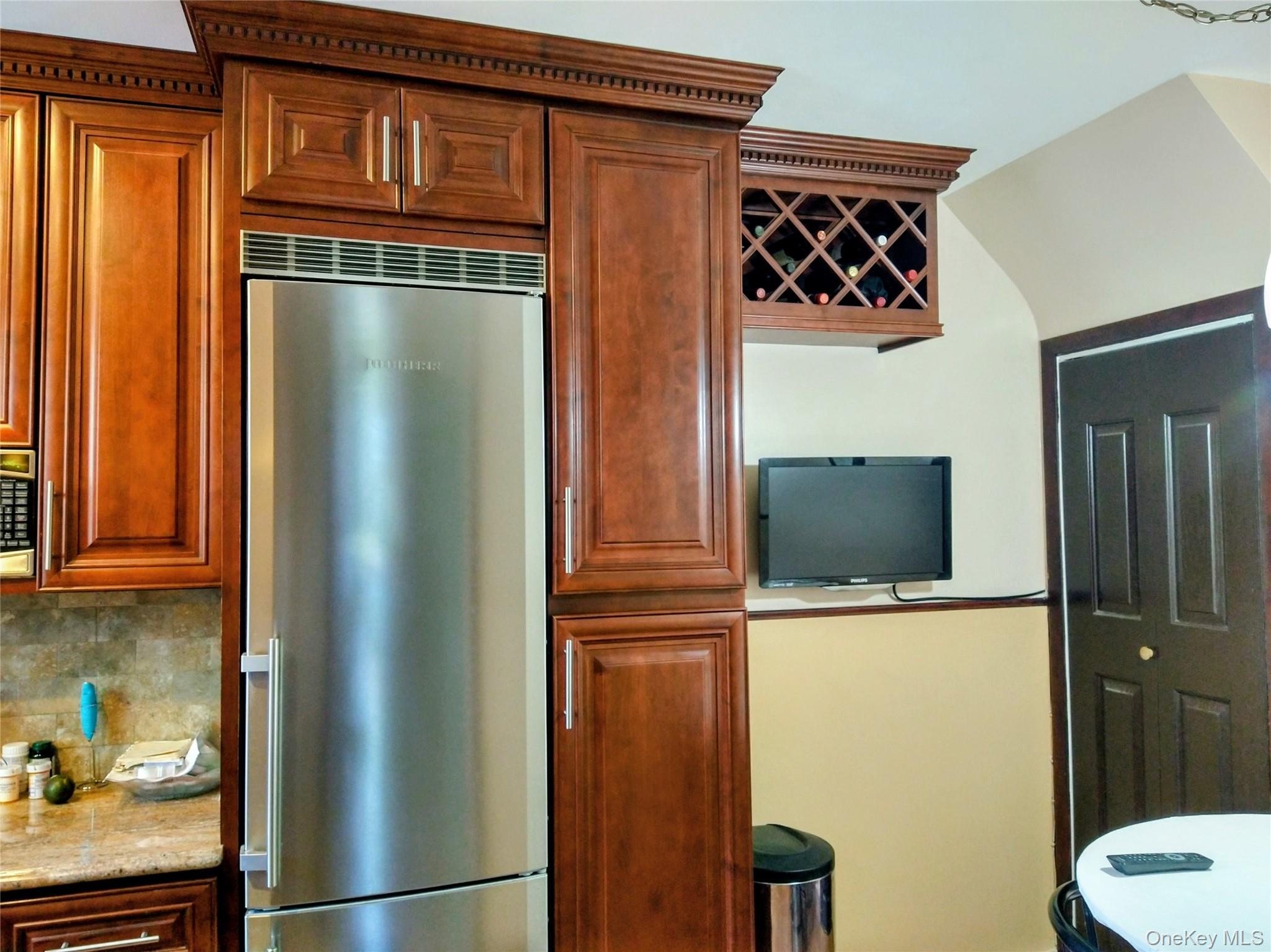 #4 photo, 20520 33rd Avenue, クイーンズ区 Bayside , NY 11361