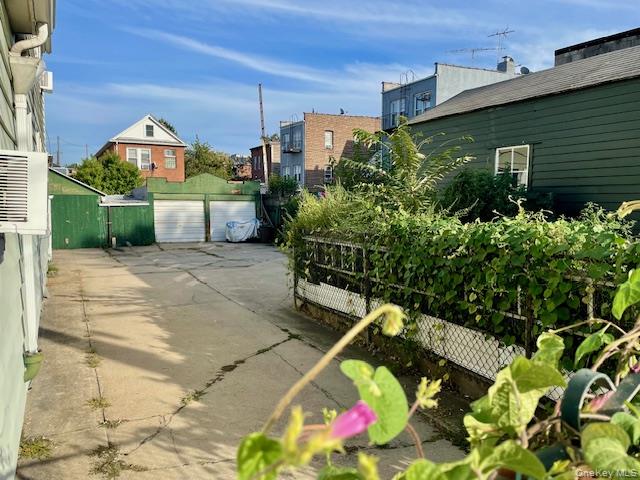 #3 photo, 38 31 54th Street, クイーンズ区 Woodside , NY 11377