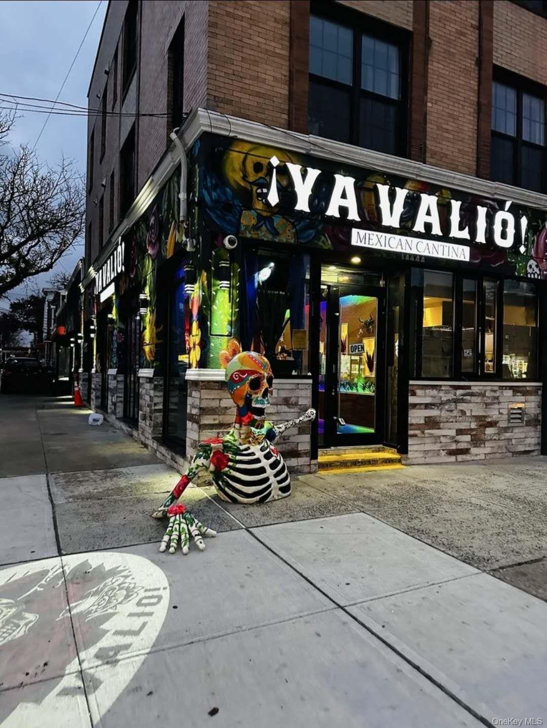 #1 photo, 2301 Steinway Street, クイーンズ区 Astoria , NY 11105