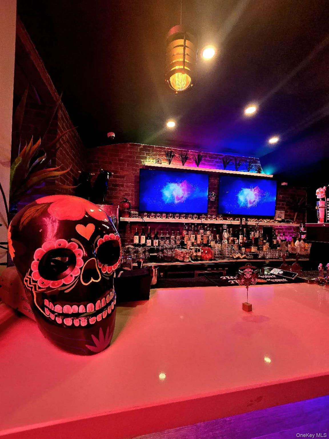 #14 photo, 2301 Steinway Street, クイーンズ区 Astoria , NY 11105