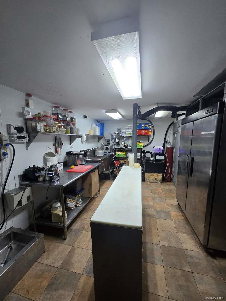 #15 photo, 2301 Steinway Street, クイーンズ区 Astoria , NY 11105