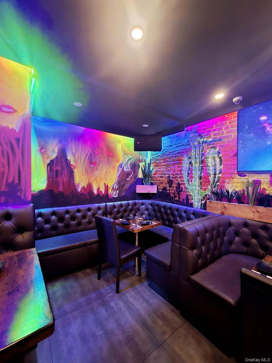 #4 photo, 2301 Steinway Street, クイーンズ区 Astoria , NY 11105