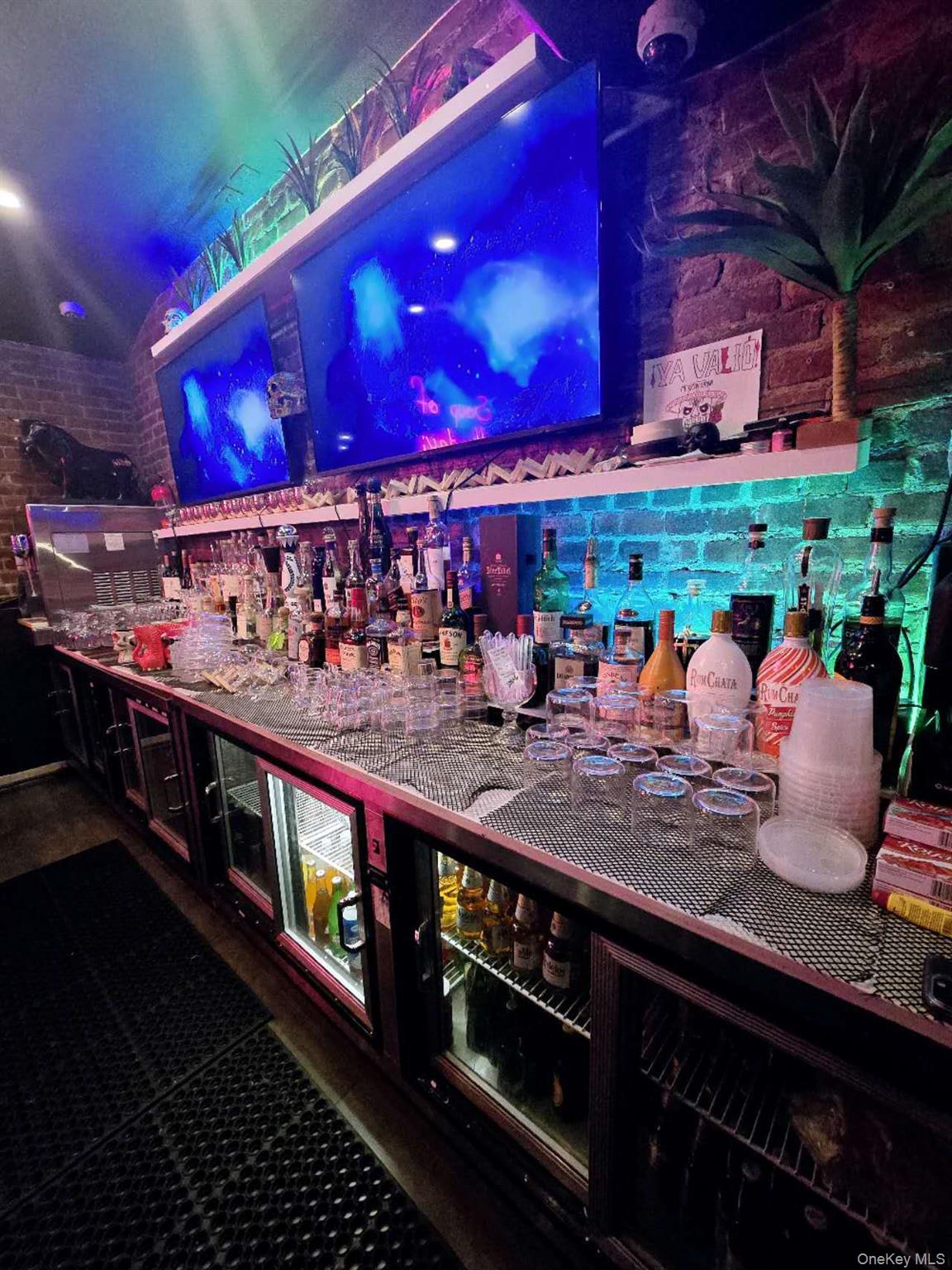 #9 photo, 2301 Steinway Street, クイーンズ区 Astoria , NY 11105