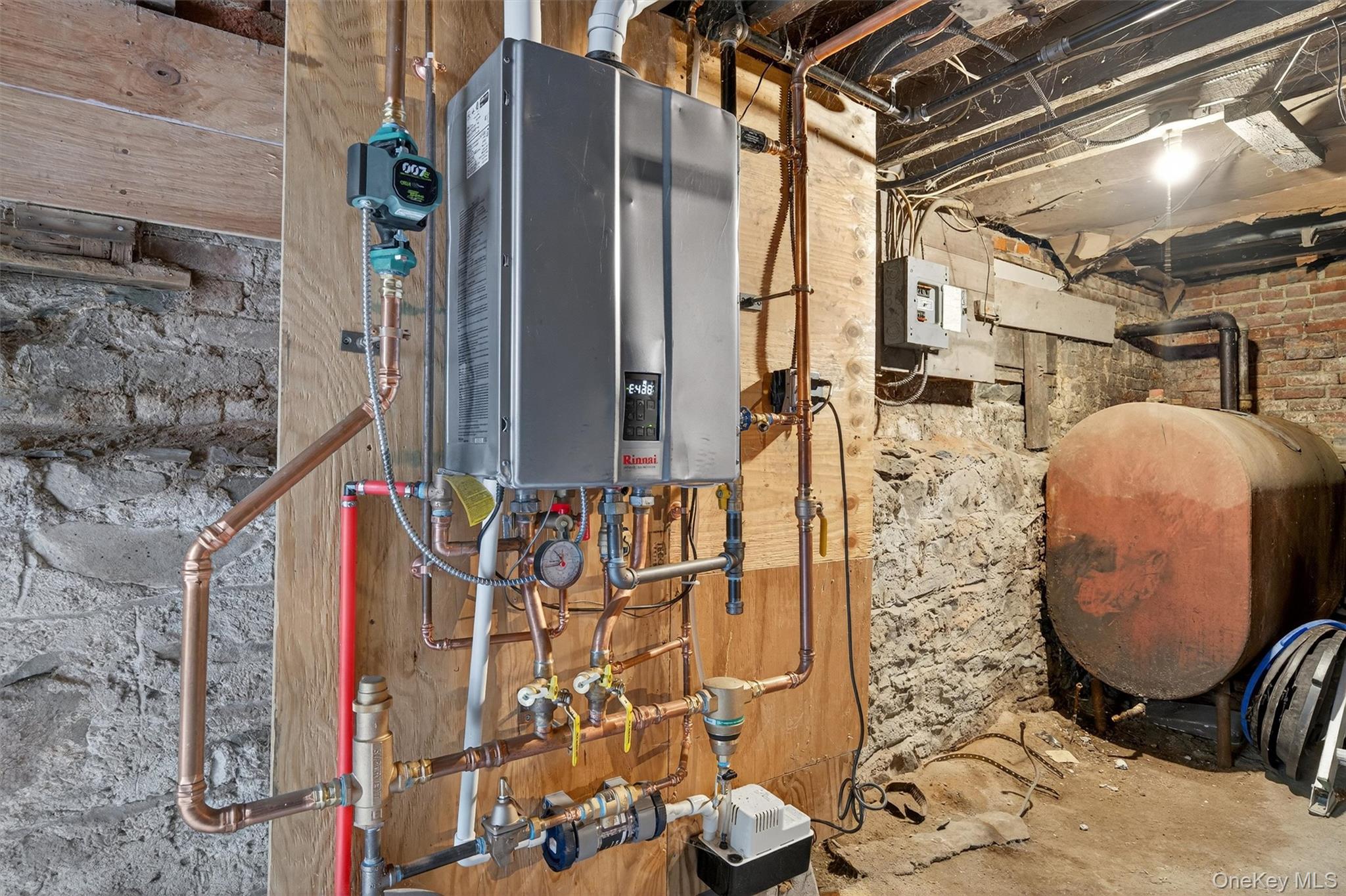 #12 photo, 105 Carson Avenue, Newburgh , NY 12550