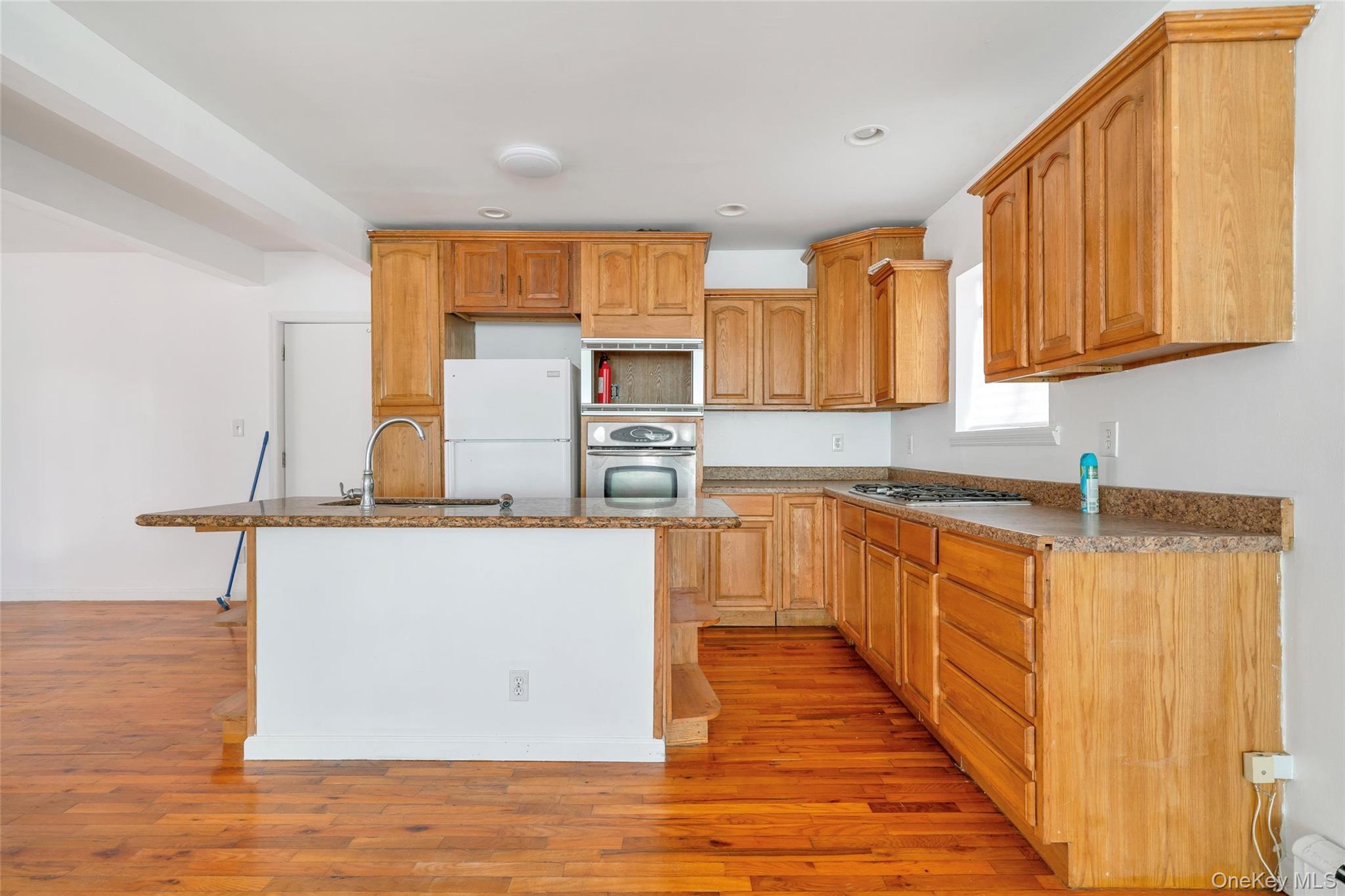 #7 photo, 38 Roosevelt Avenue, Woodridge , NY 12789