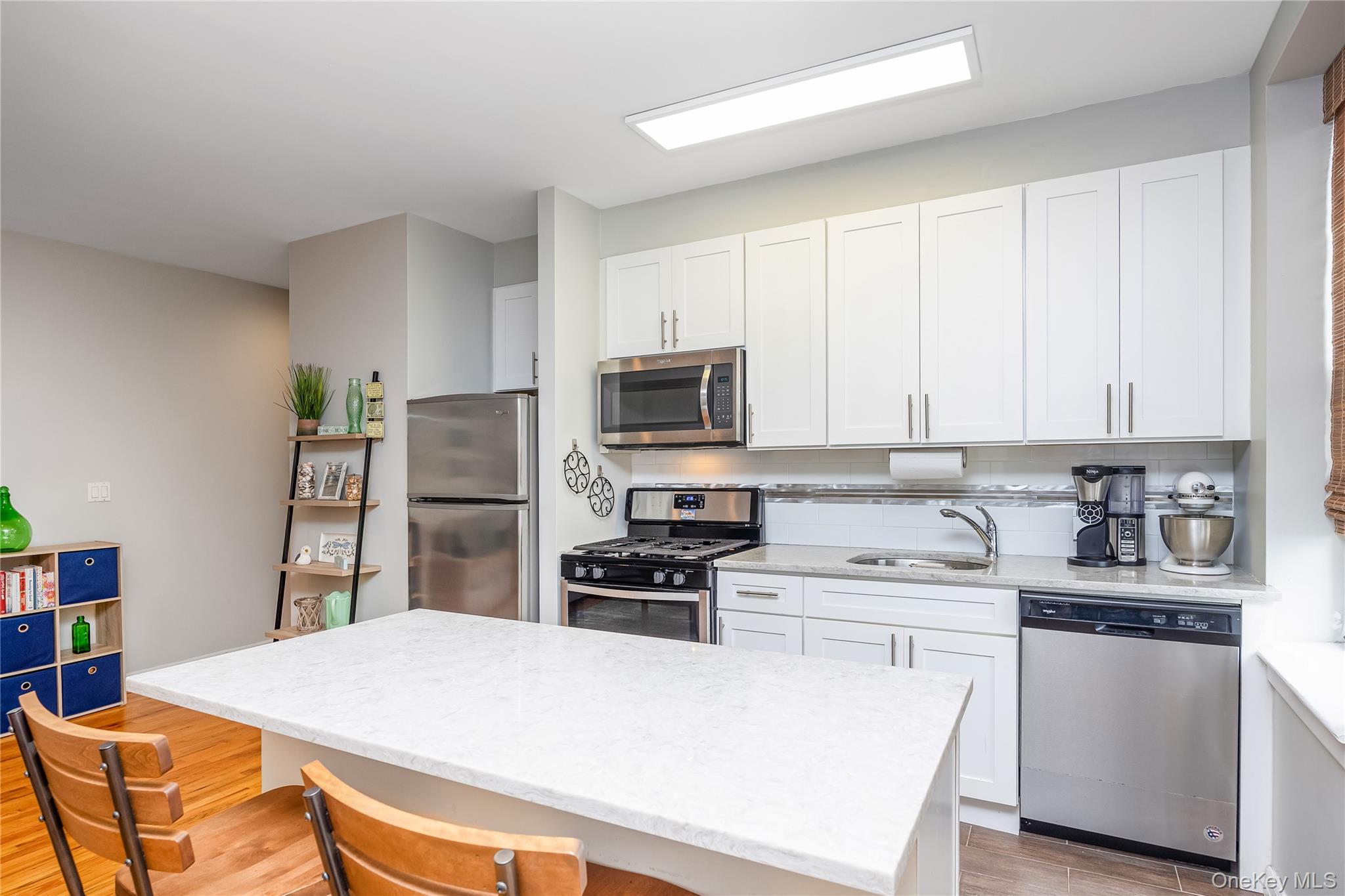 #10 photo, 25 W Broadway, ナッソー郡 Long Beach , NY 11561